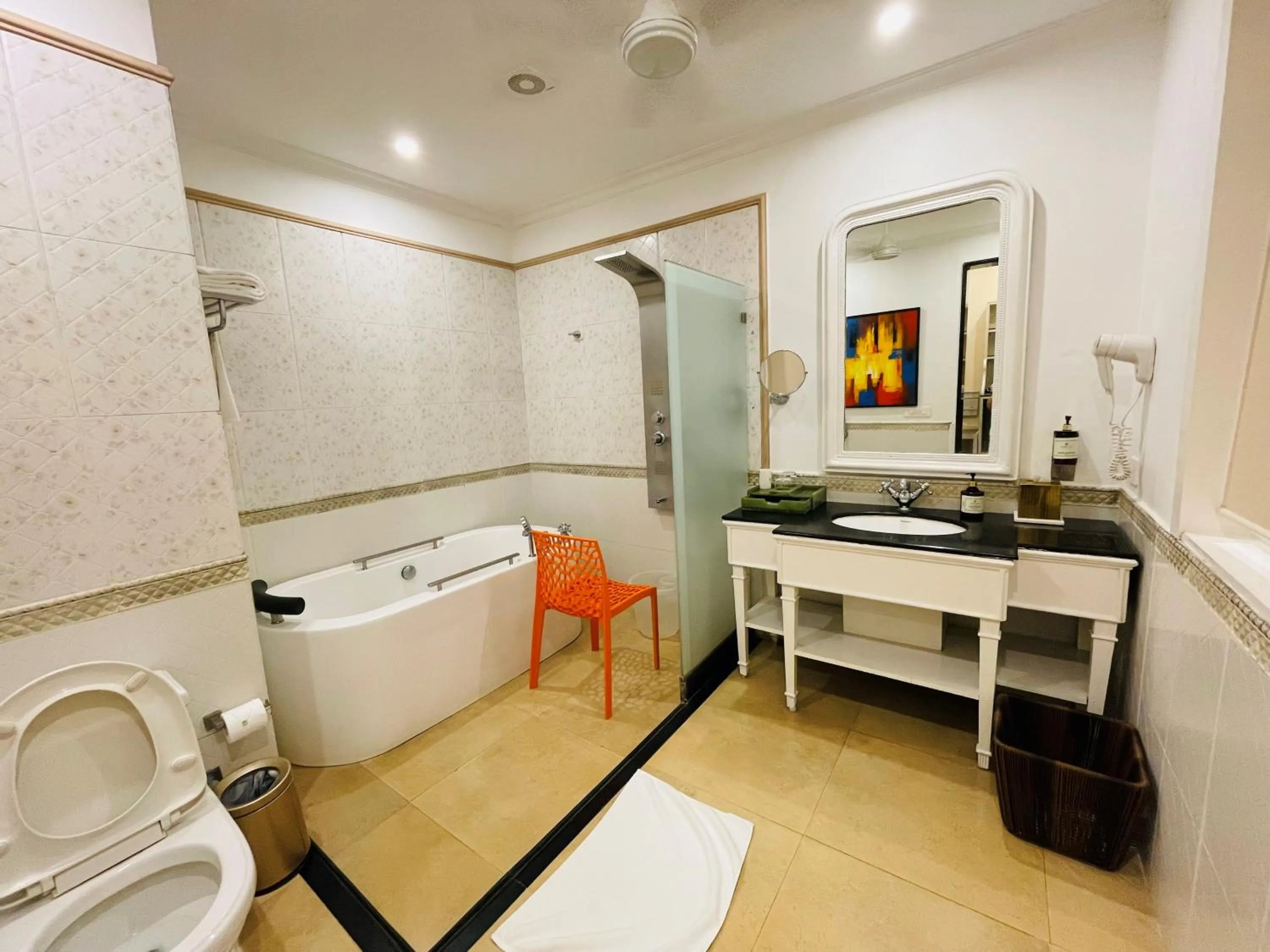 Bedroom in Mayfair Palm Beach Resort