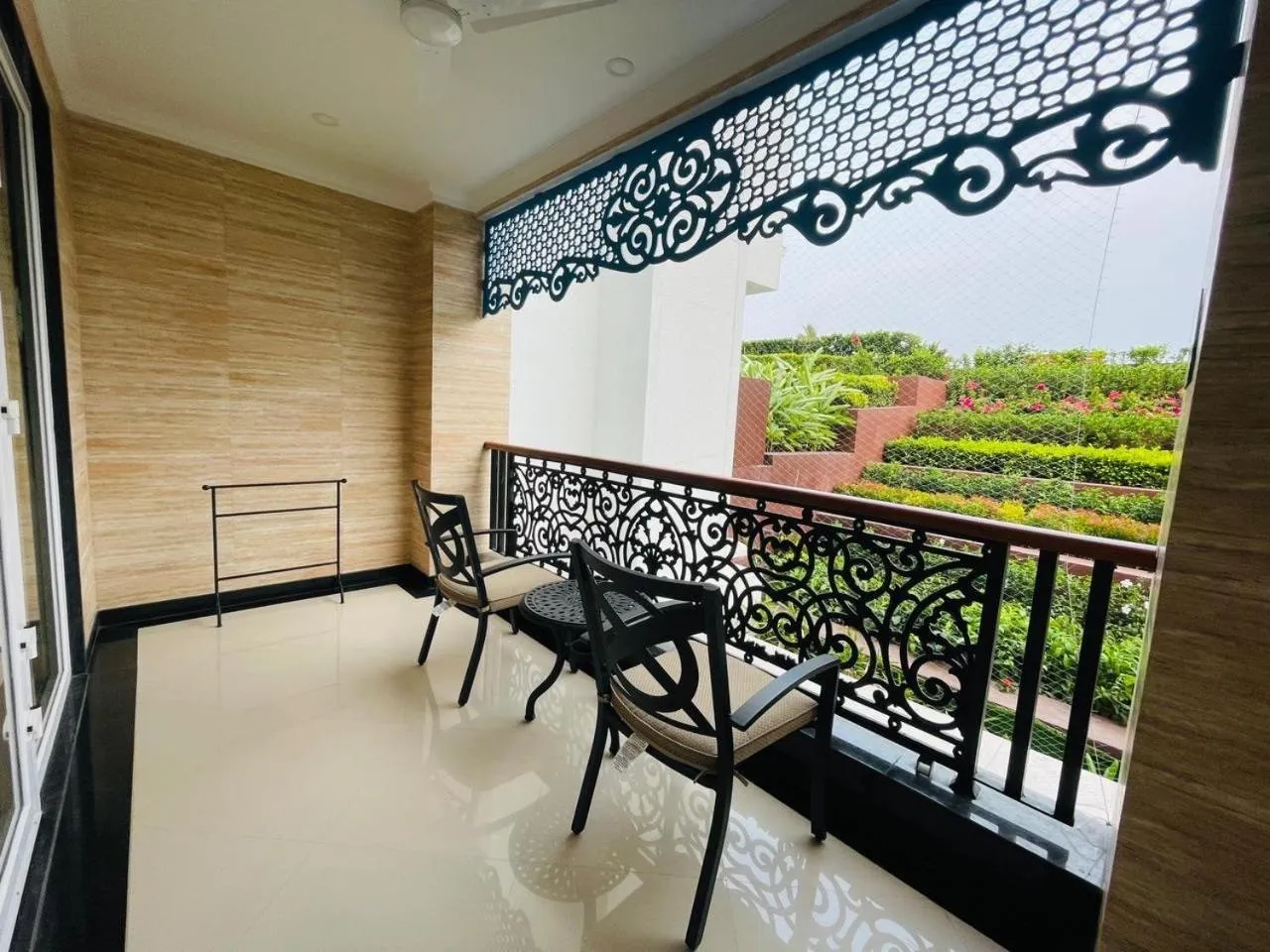 Balcony/Terrace in Mayfair Palm Beach Resort