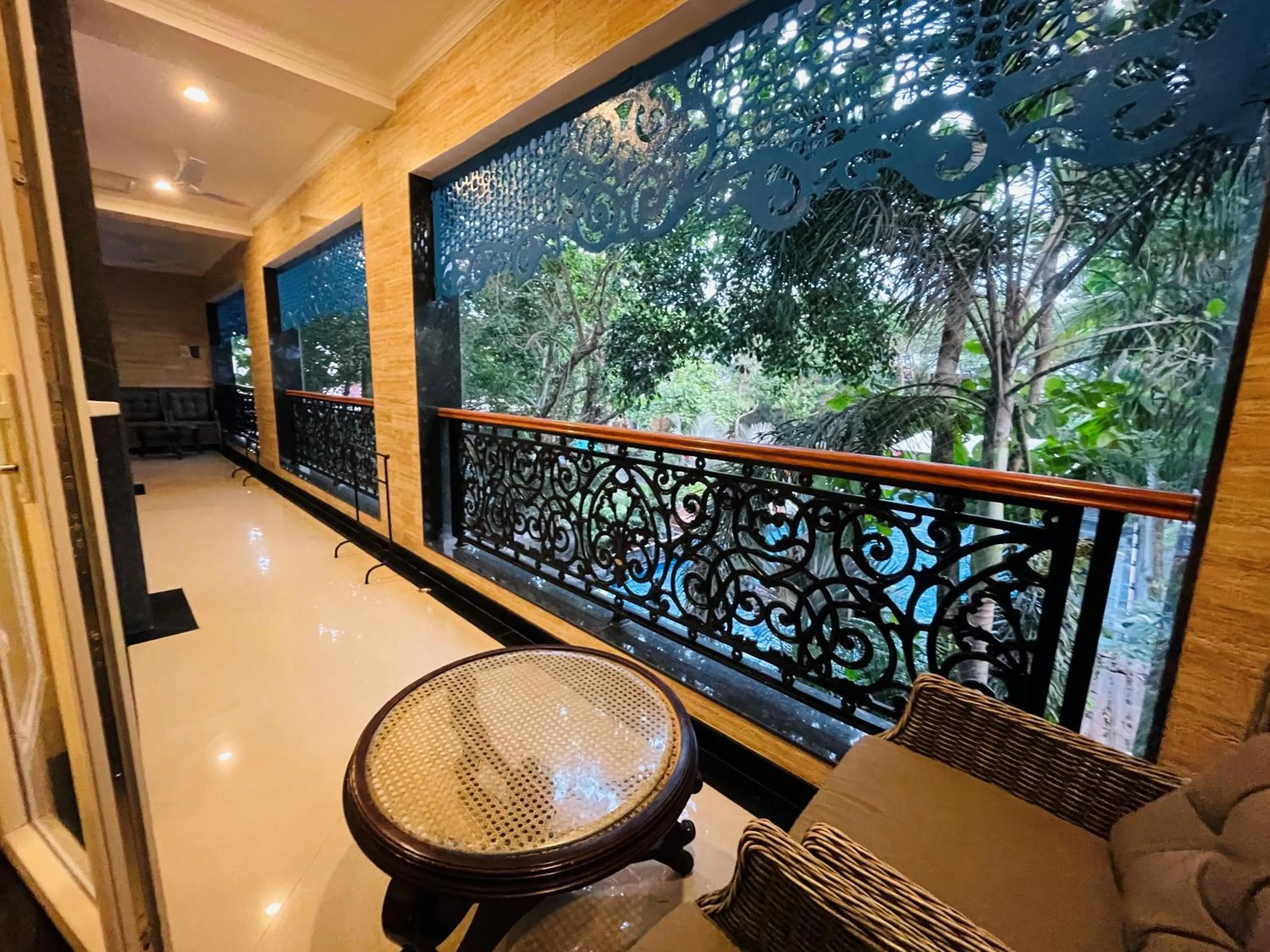 Balcony/Terrace in Mayfair Palm Beach Resort