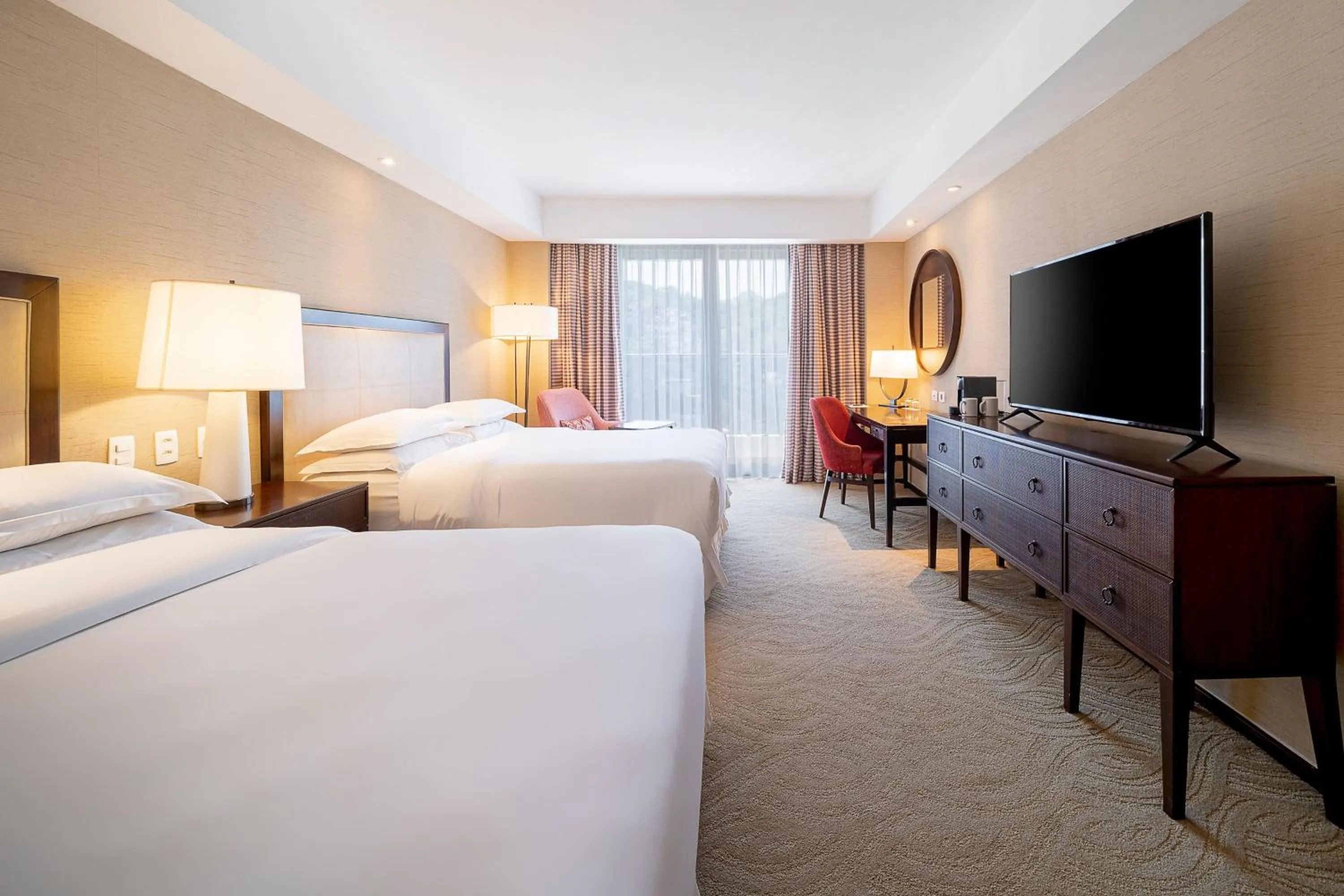 Photo of the whole room, Bed in Sheraton Grand Rio Hotel & Resort