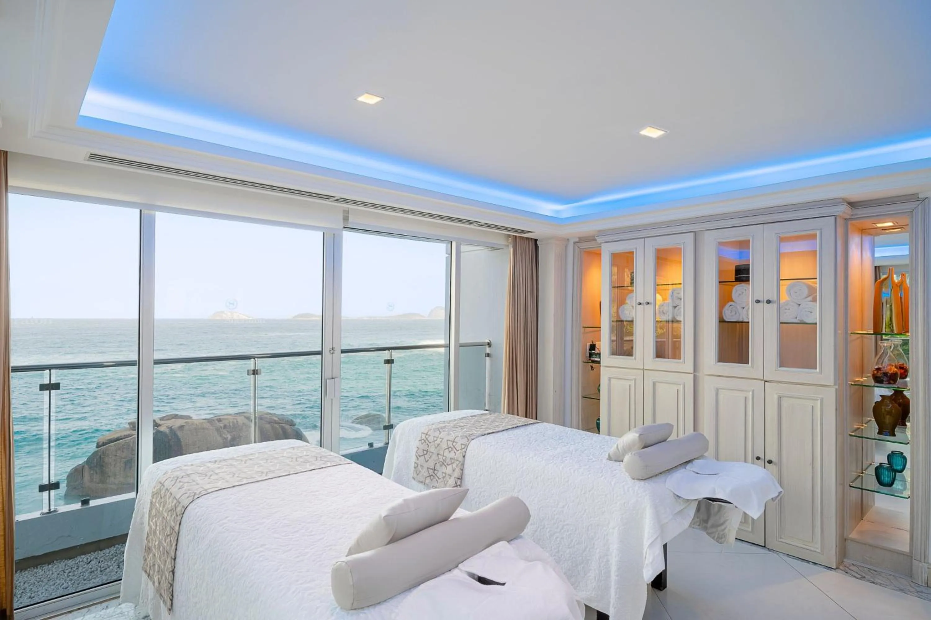 Spa and wellness centre/facilities, Bed in Sheraton Grand Rio Hotel & Resort