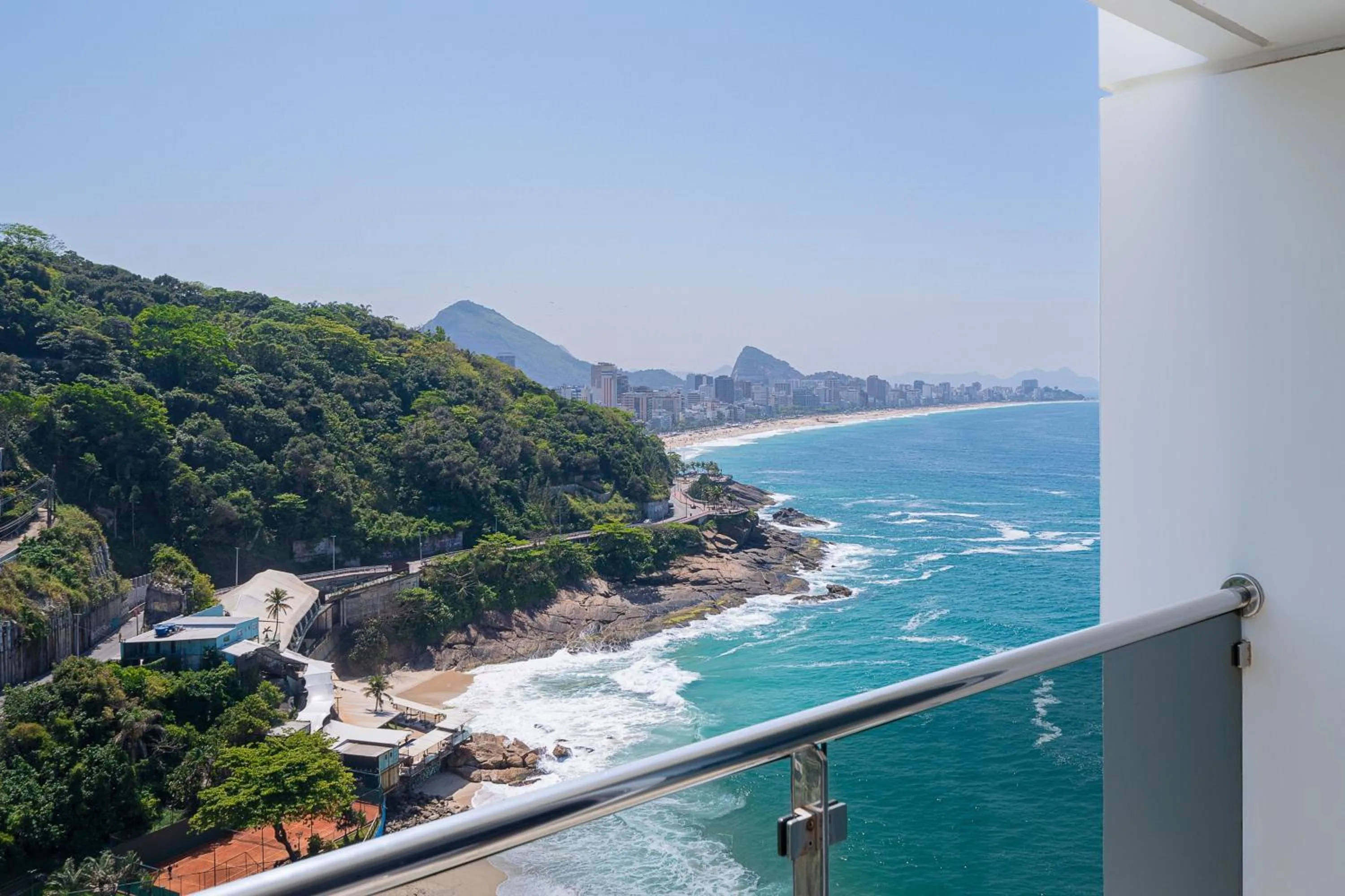 Photo of the whole room in Sheraton Grand Rio Hotel & Resort