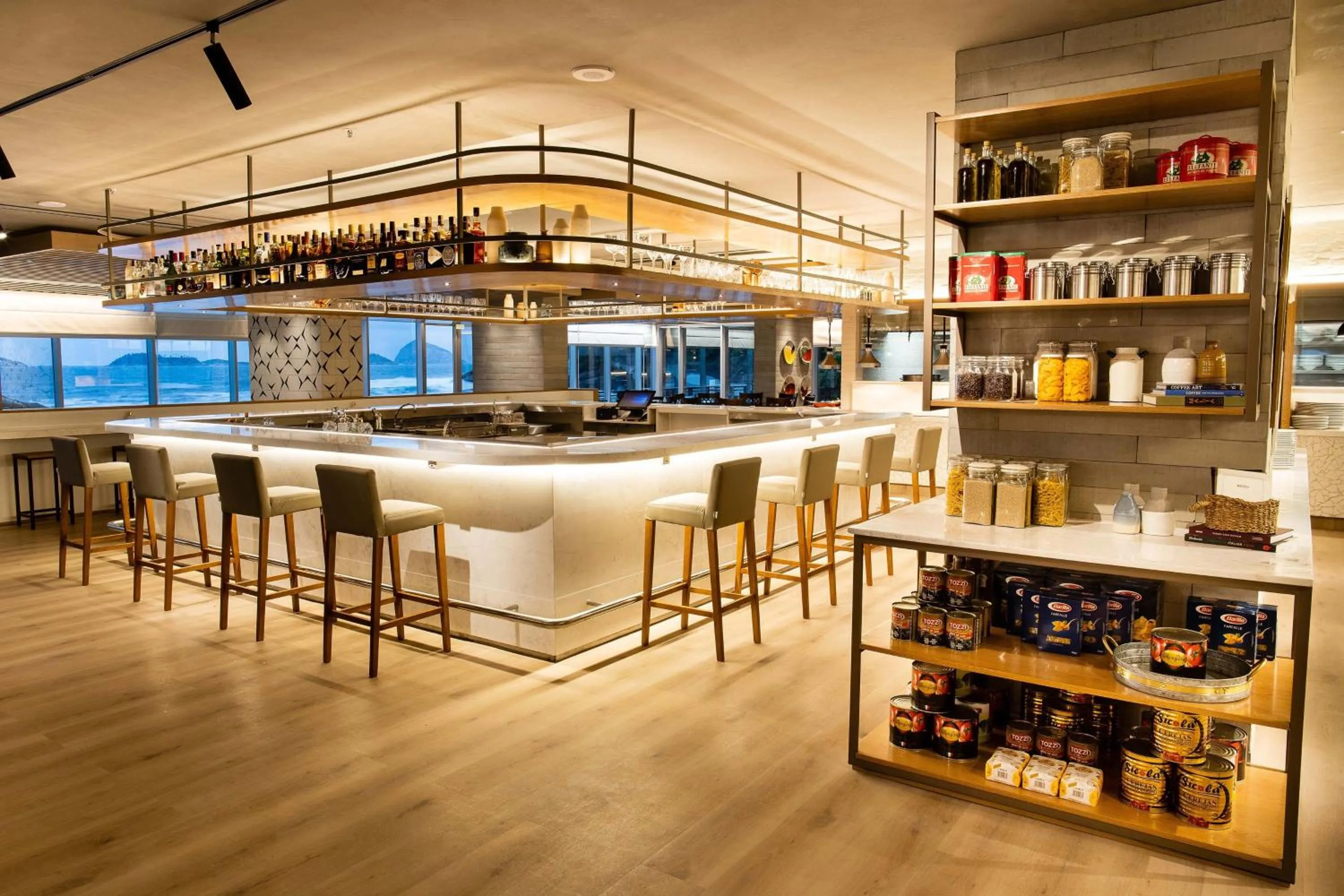 Restaurant/places to eat in Sheraton Grand Rio Hotel & Resort