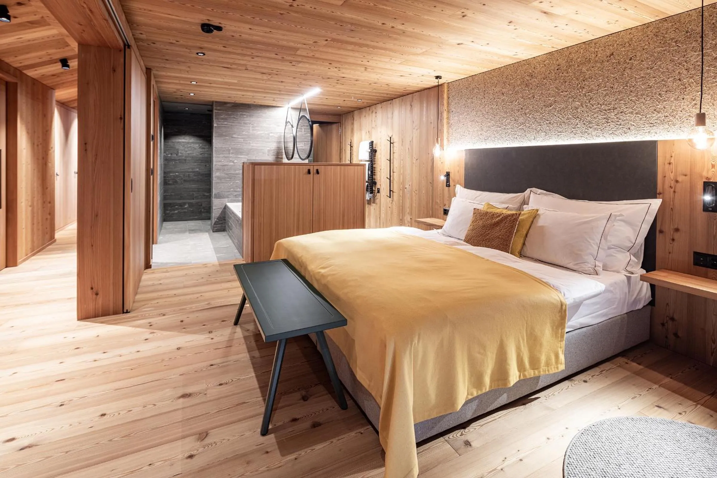 Bedroom, Bed in Valbella Resort