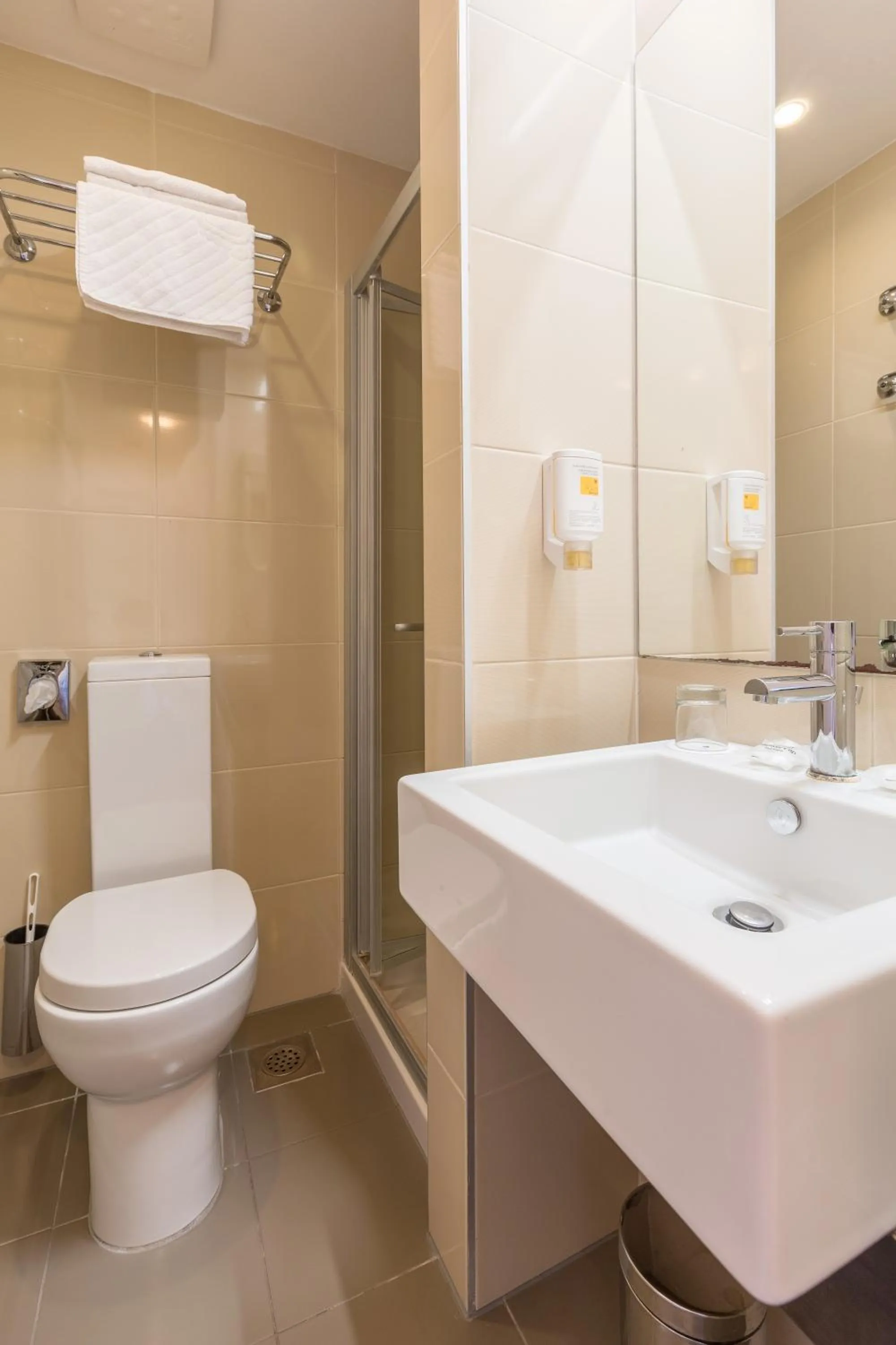 Bathroom in Hotel Zorna Plava Laguna