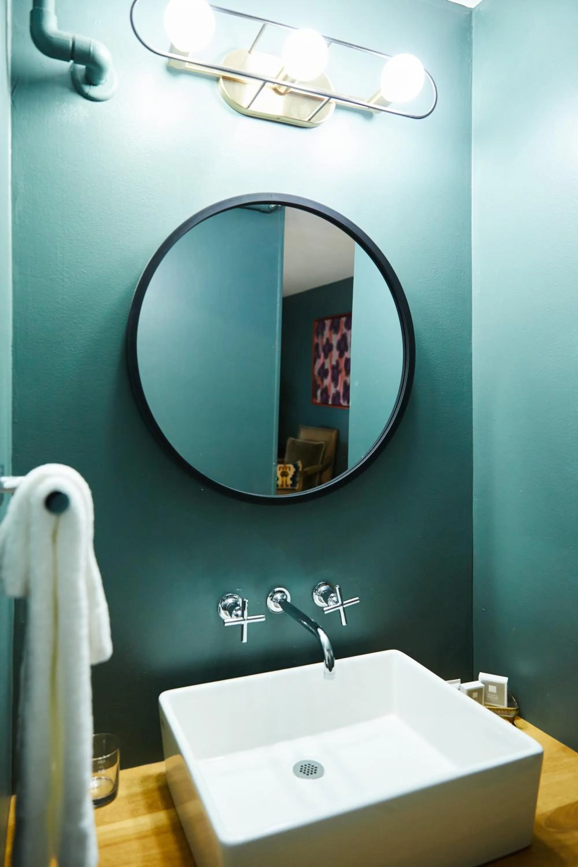 Bathroom in Shelter Harbor Inn