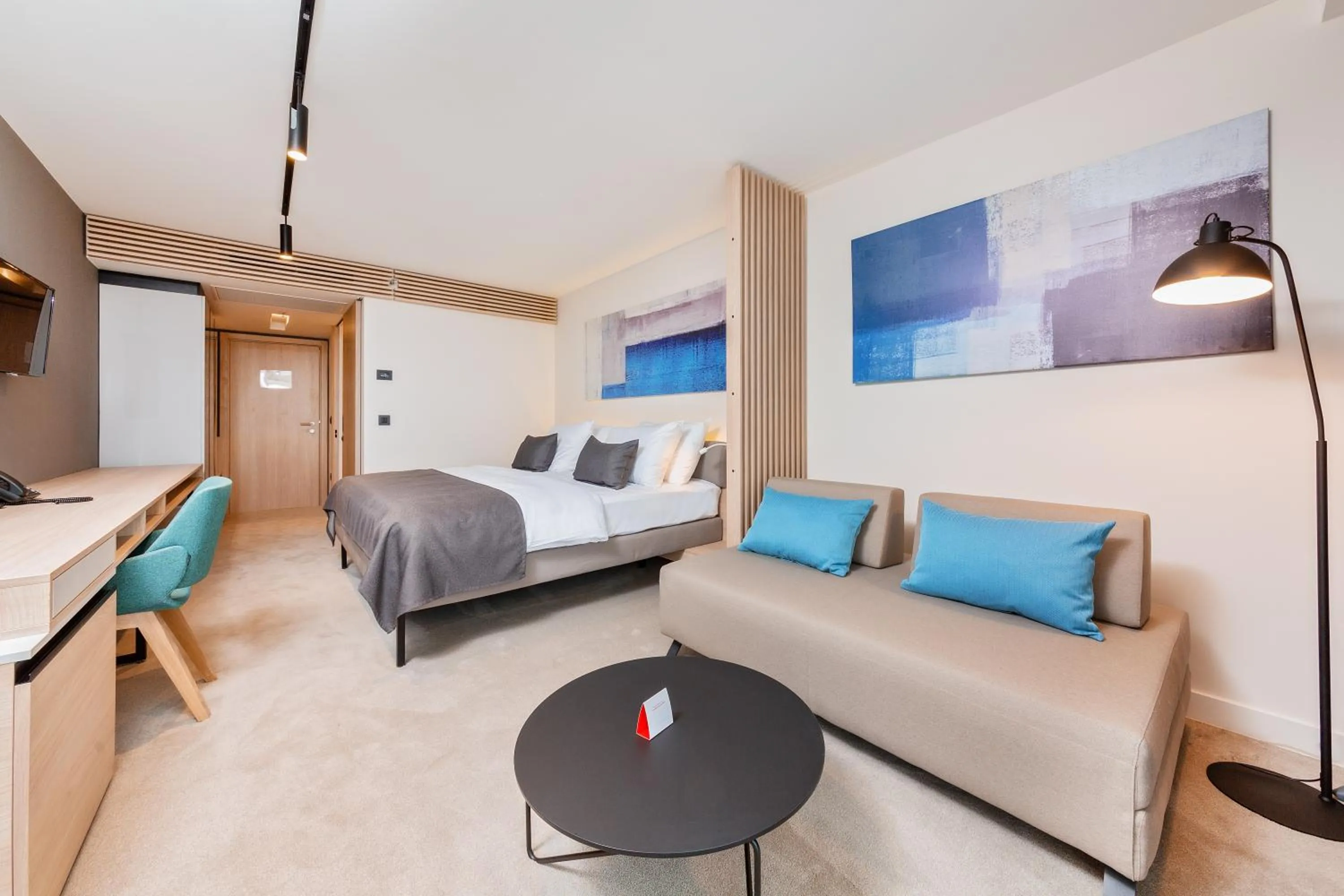 Living room, Bed in Hotel Park Plava Laguna