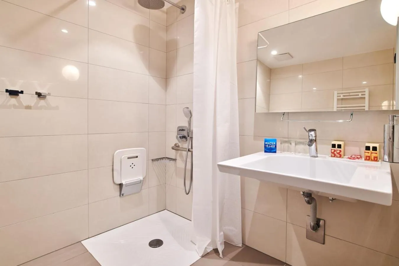 Bathroom in Hotel Park Plava Laguna