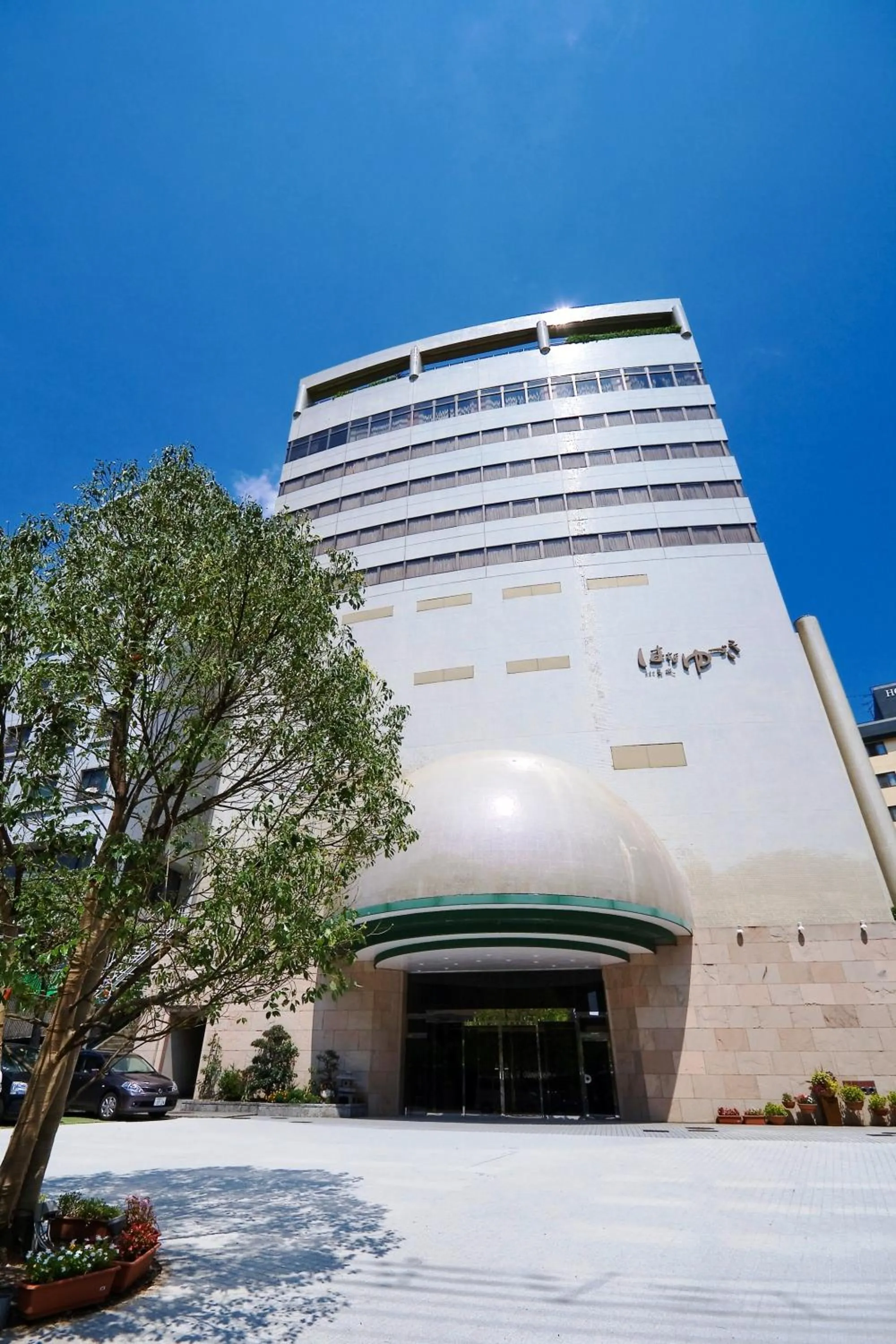 Facade/entrance in Hanayuzuki