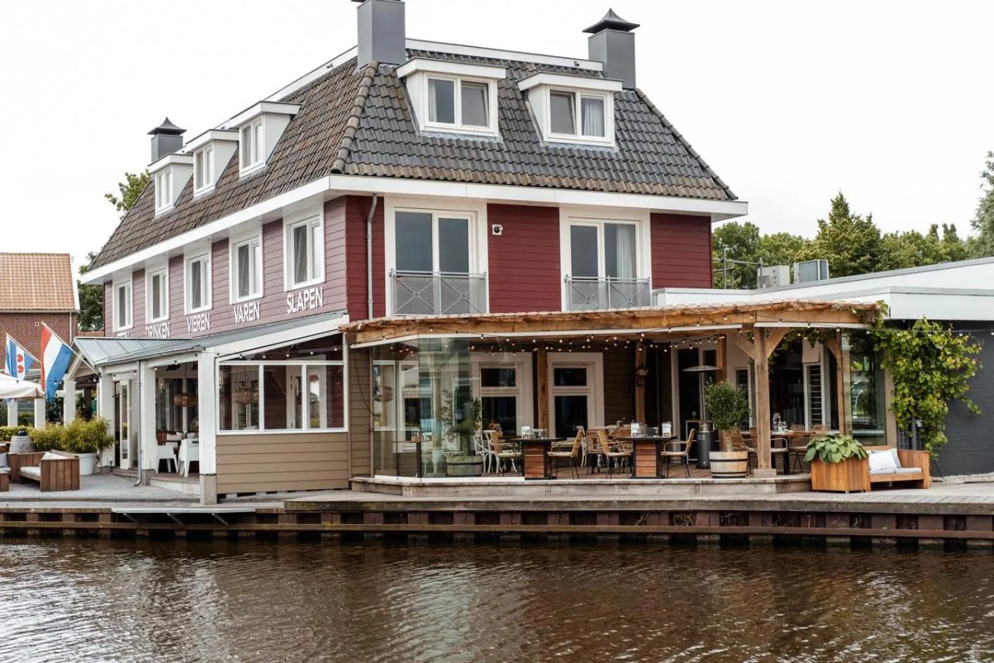 Property building in Schippershuis Terherne