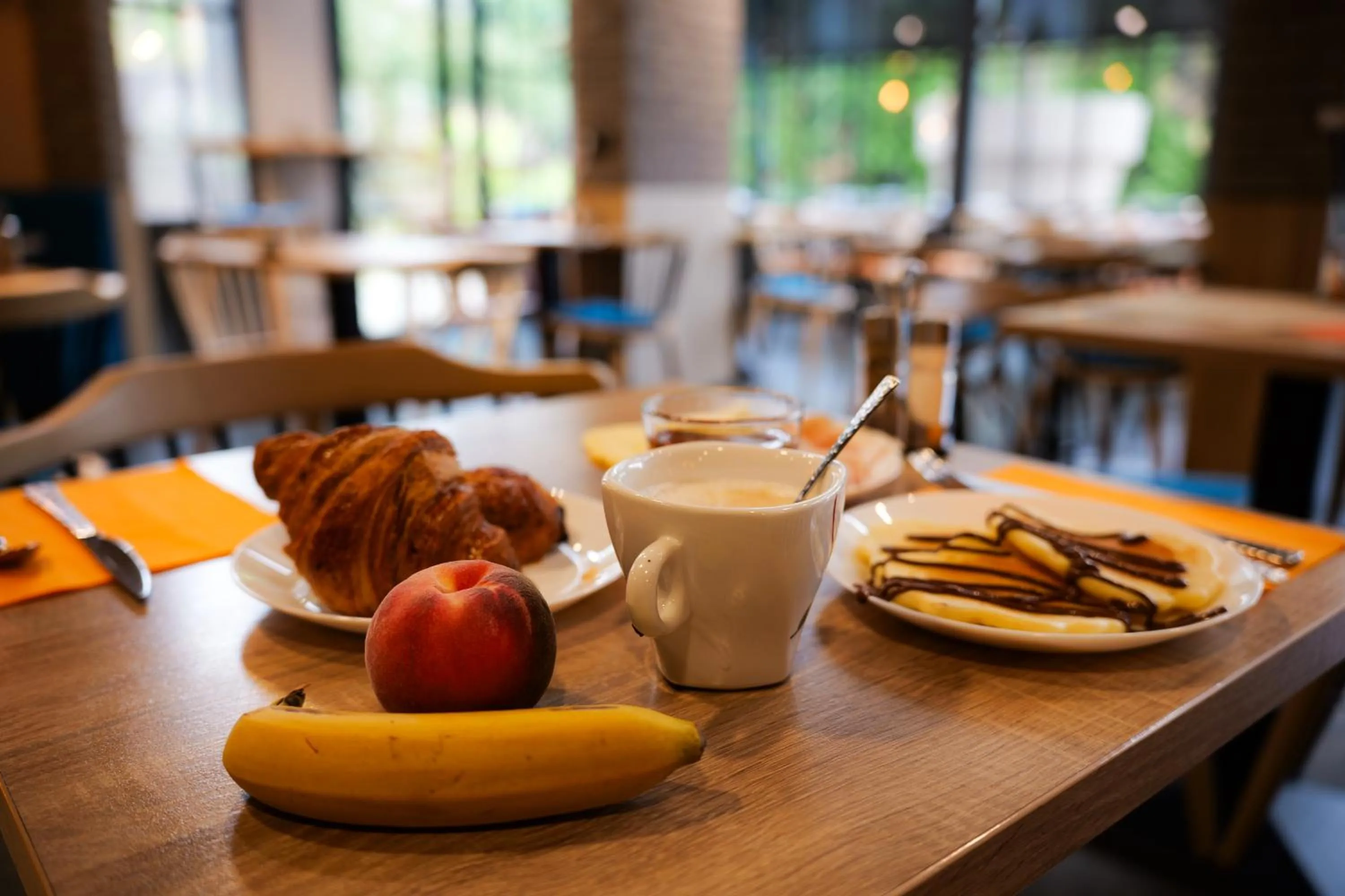 Buffet breakfast in The Originals Boutique, Hôtel Le Marmotel, Clermont-Ferrand