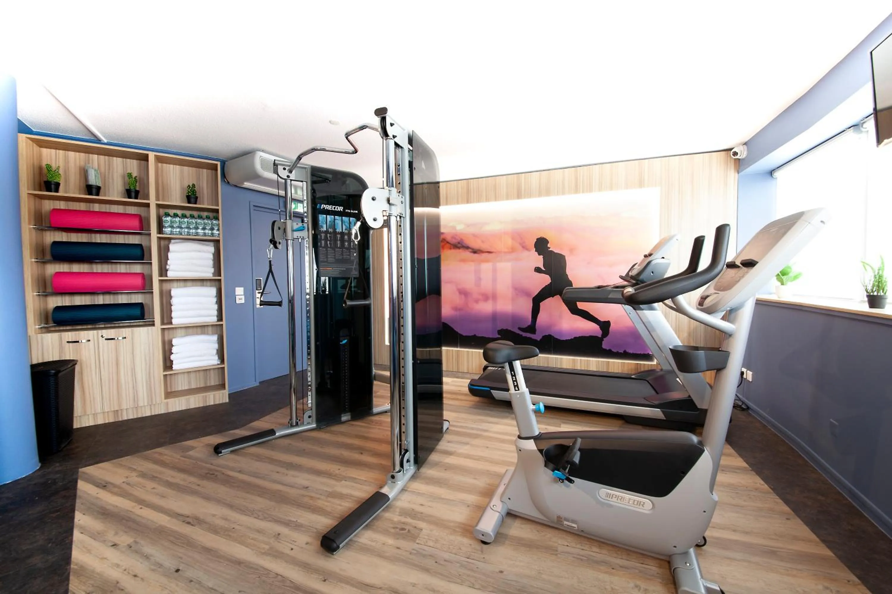 Fitness centre/facilities in The Originals Boutique, Hôtel Le Marmotel, Clermont-Ferrand