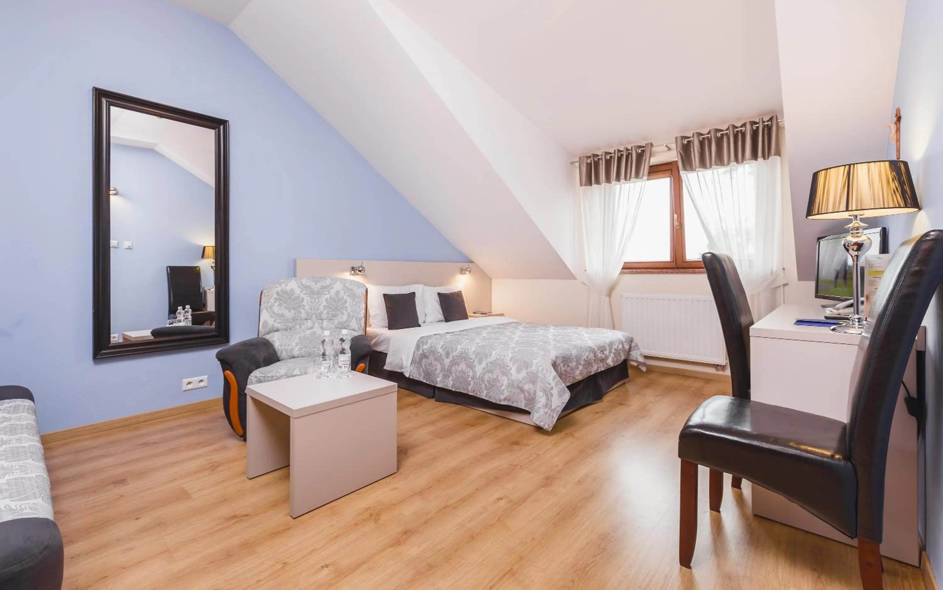 Bedroom, Bed in Domus Mater Hotel