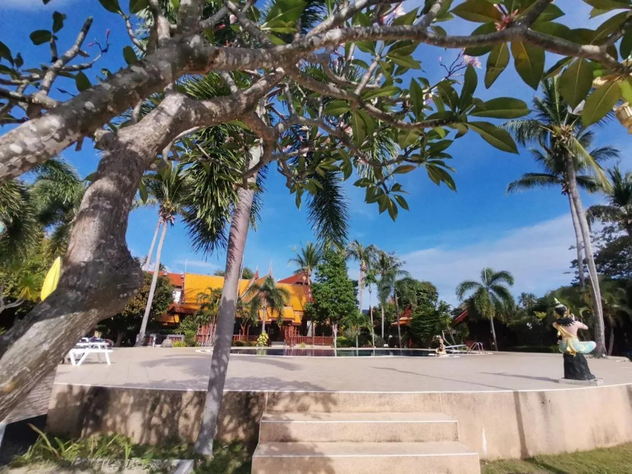 Swimming pool in Grand Sea Beach Resort