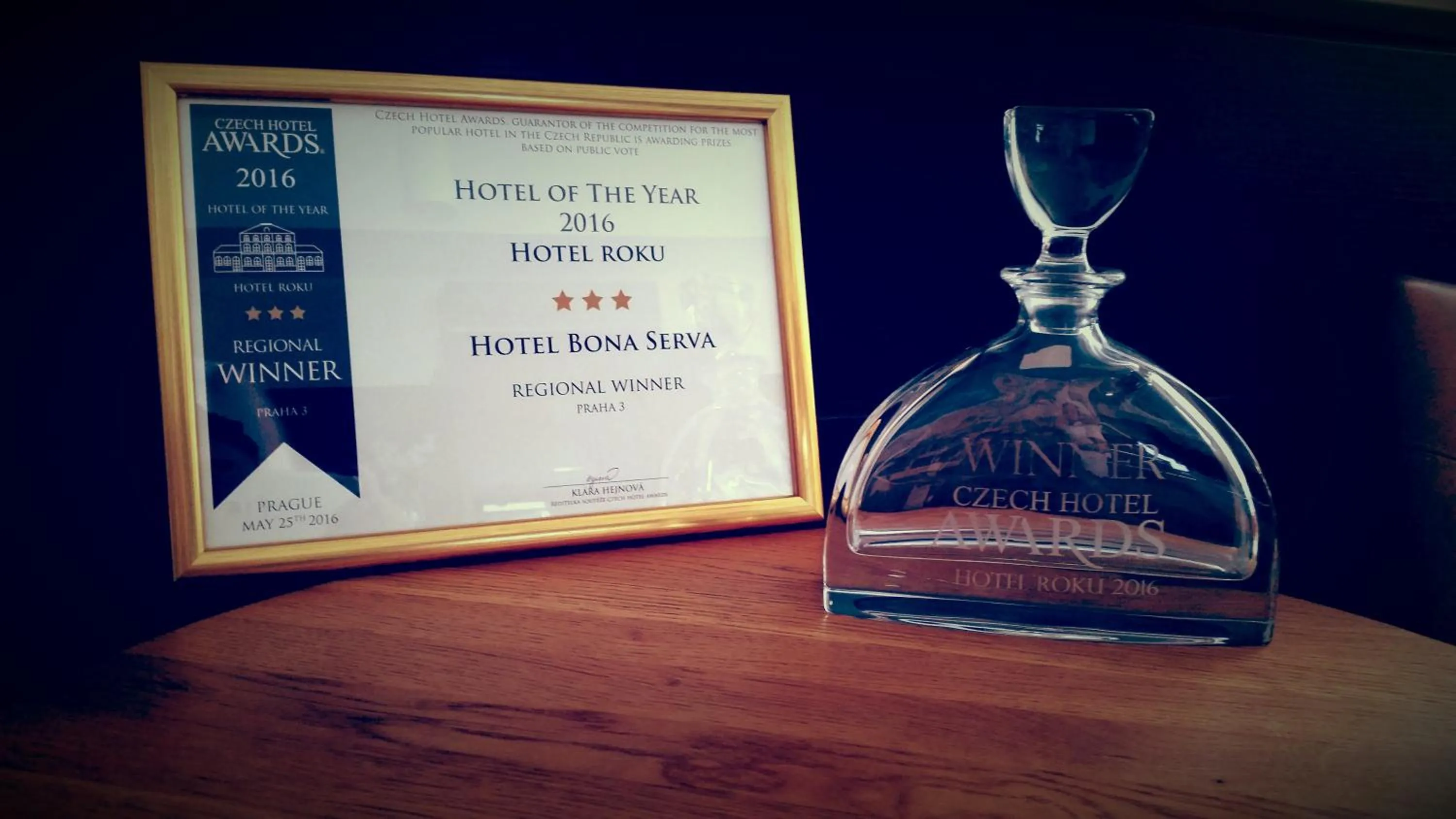 Certificate/Award in Bona Serva