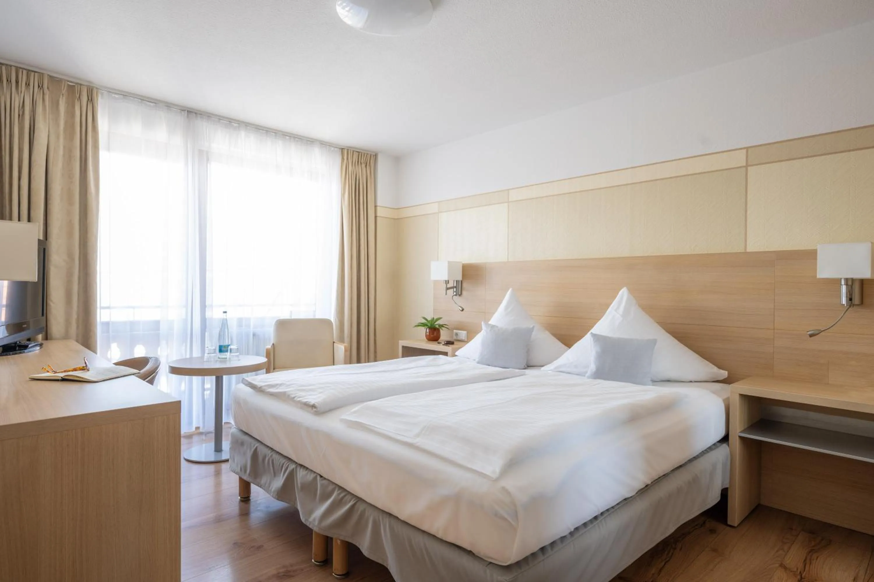 Bed in Hotel Gasthof Rössle