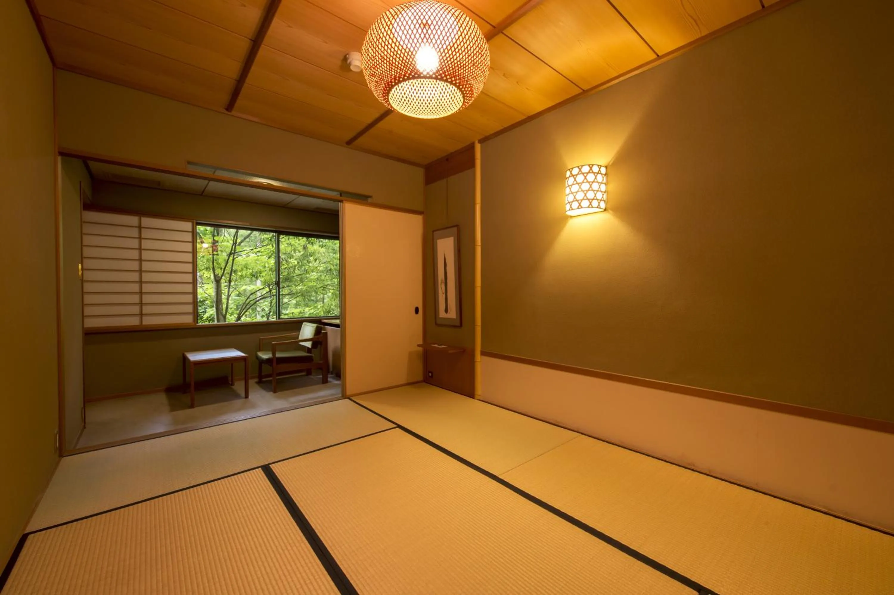Photo of the whole room in Fujiiso