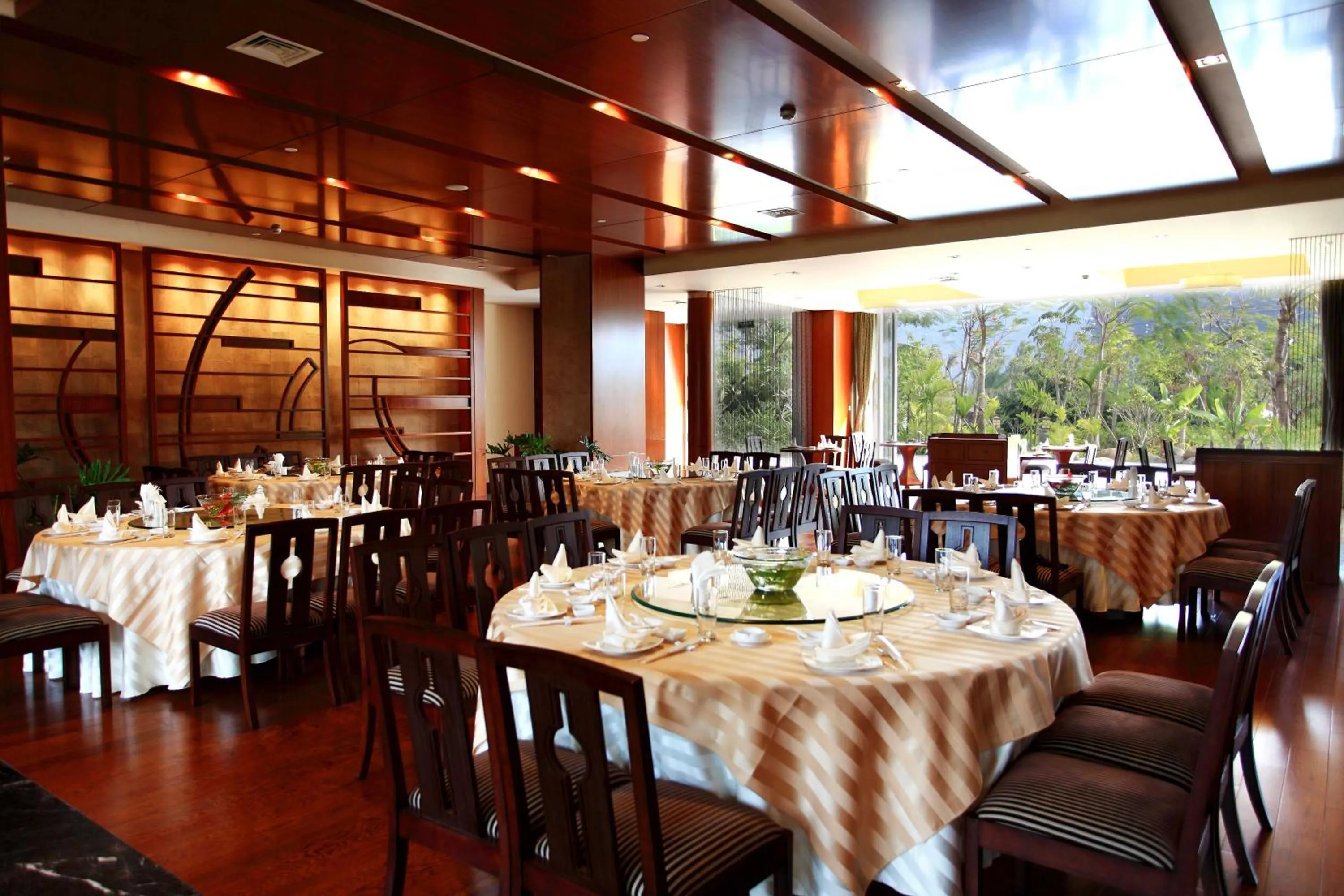 Restaurant/places to eat in Mingshen Golf & Bay Resort Sanya