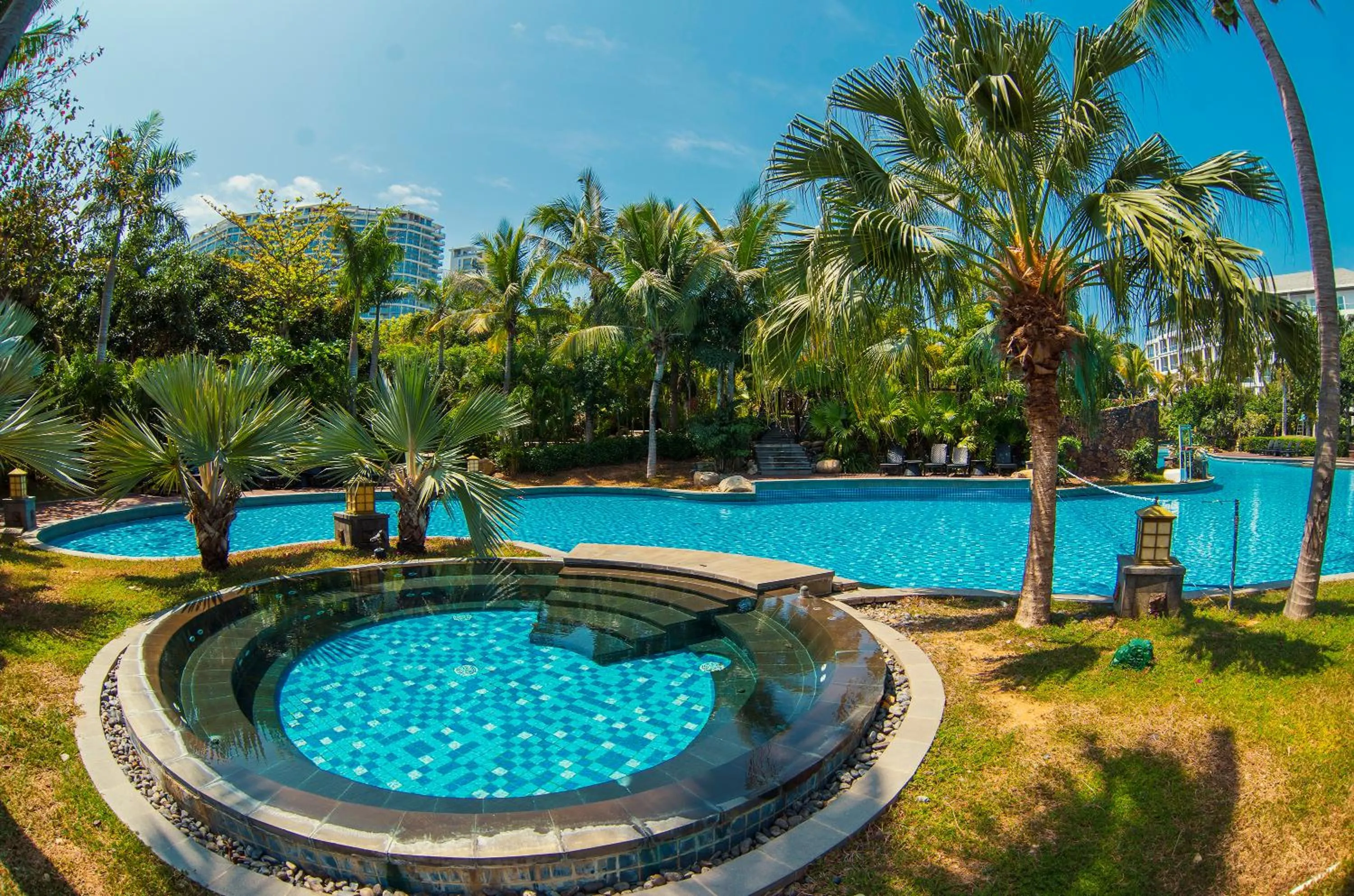 Pool view in Mingshen Golf & Bay Resort Sanya
