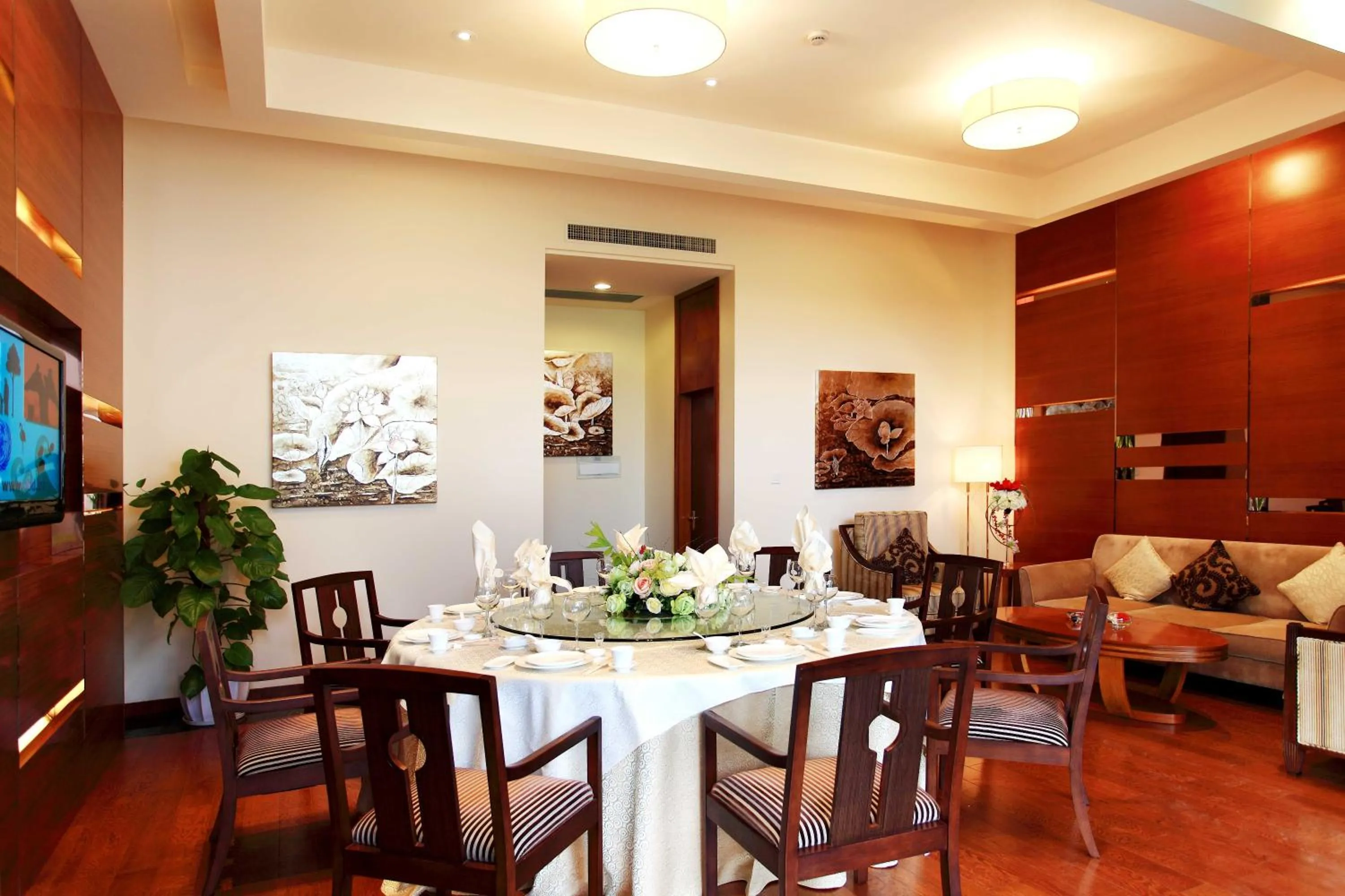 Restaurant/places to eat in Mingshen Golf & Bay Resort Sanya