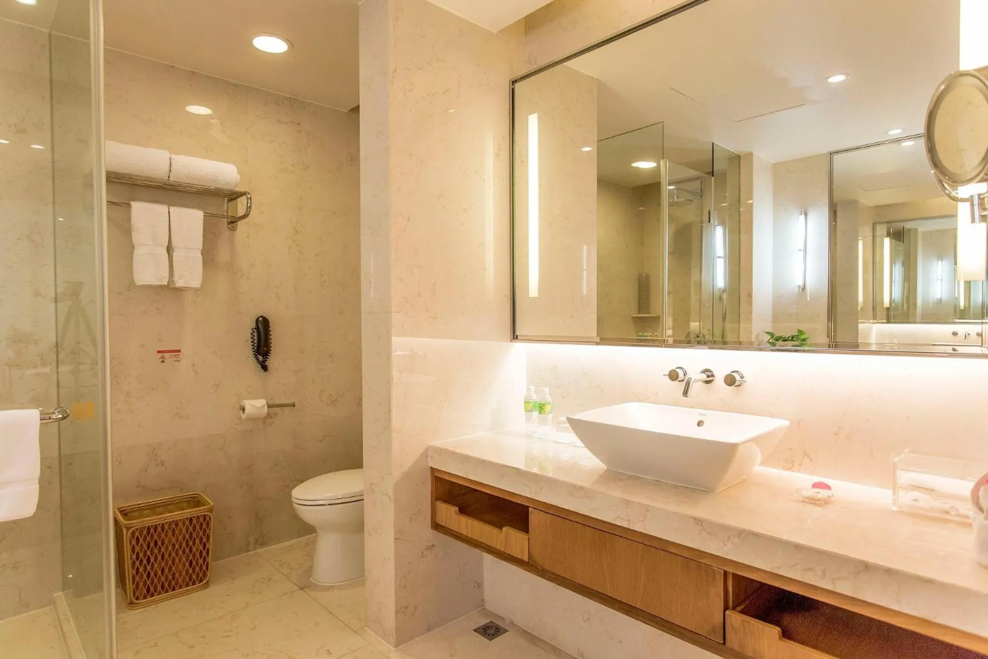 Bathroom in Mingshen Golf & Bay Resort Sanya