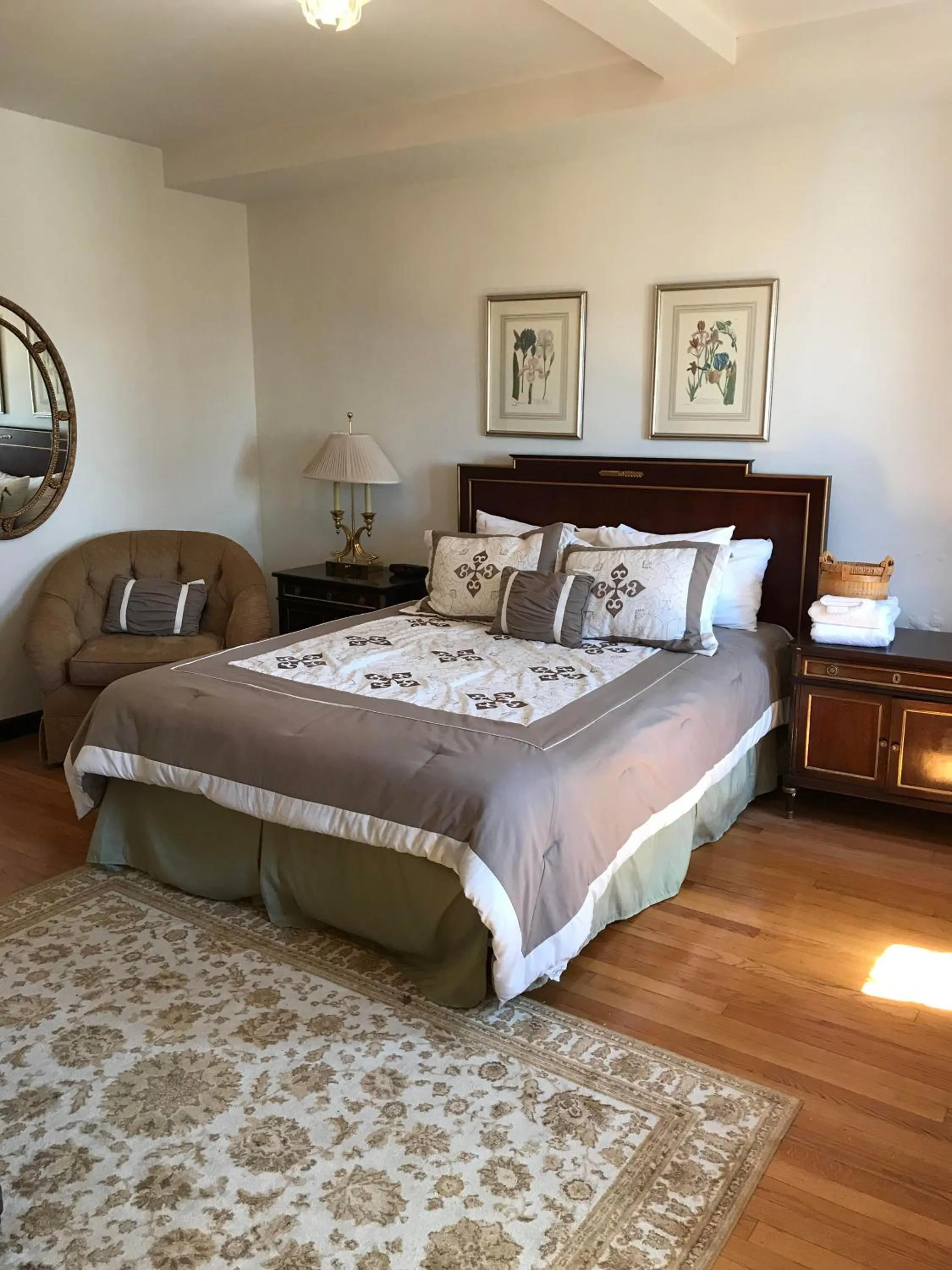 Bed in The Castle at Skylands Manor