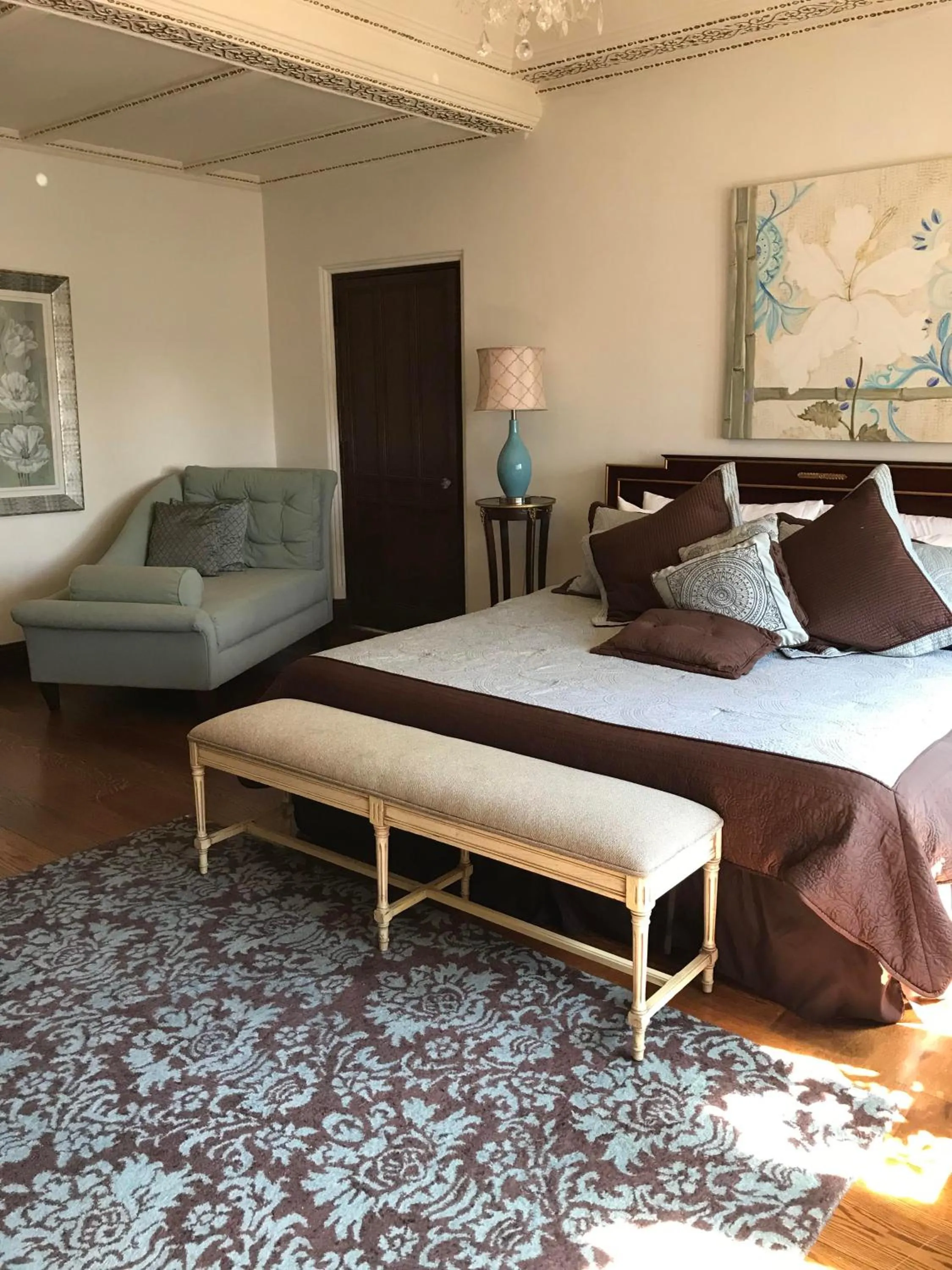 Bed in The Castle at Skylands Manor