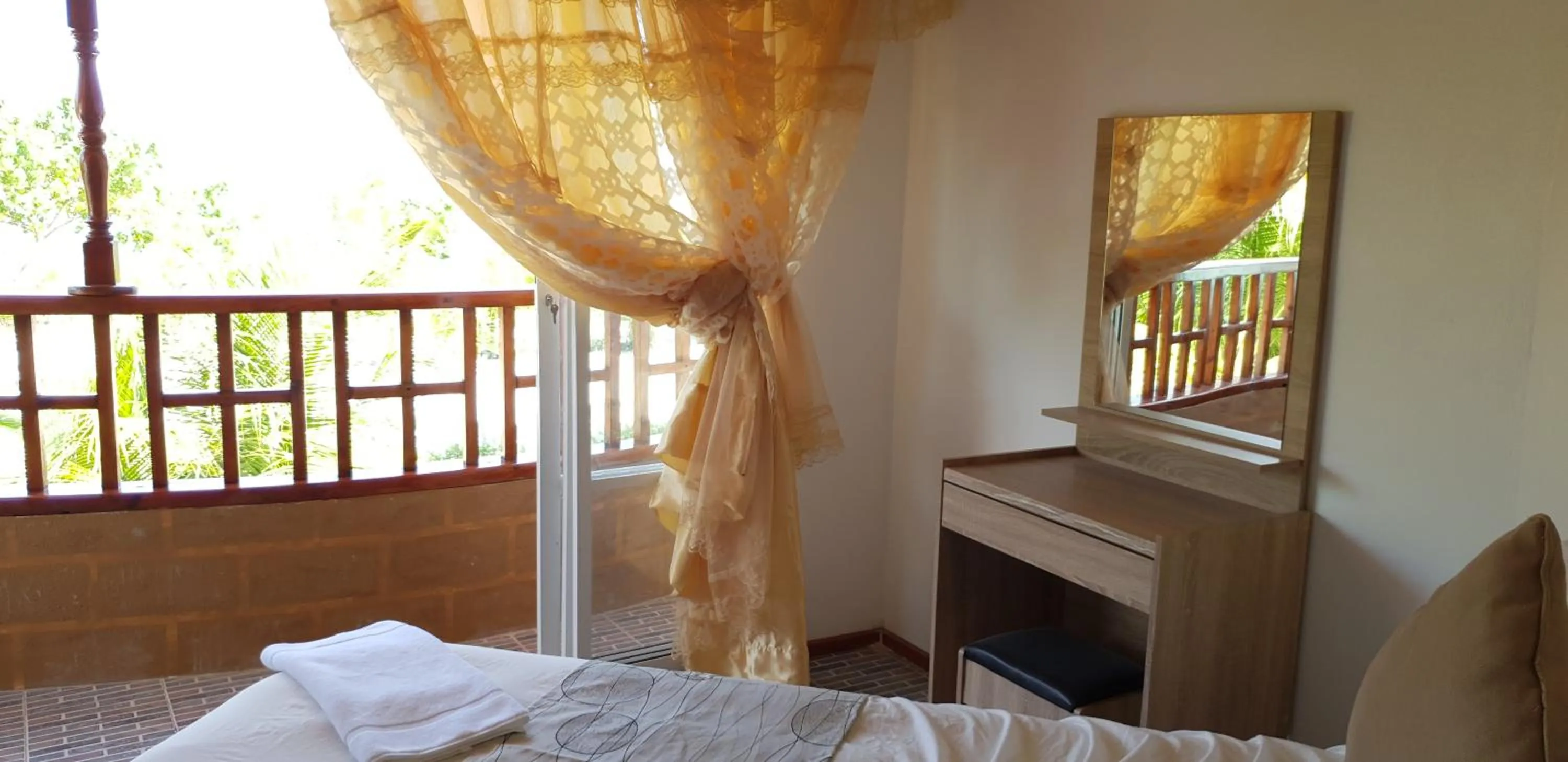 Bedroom, Bed in Arora Inn