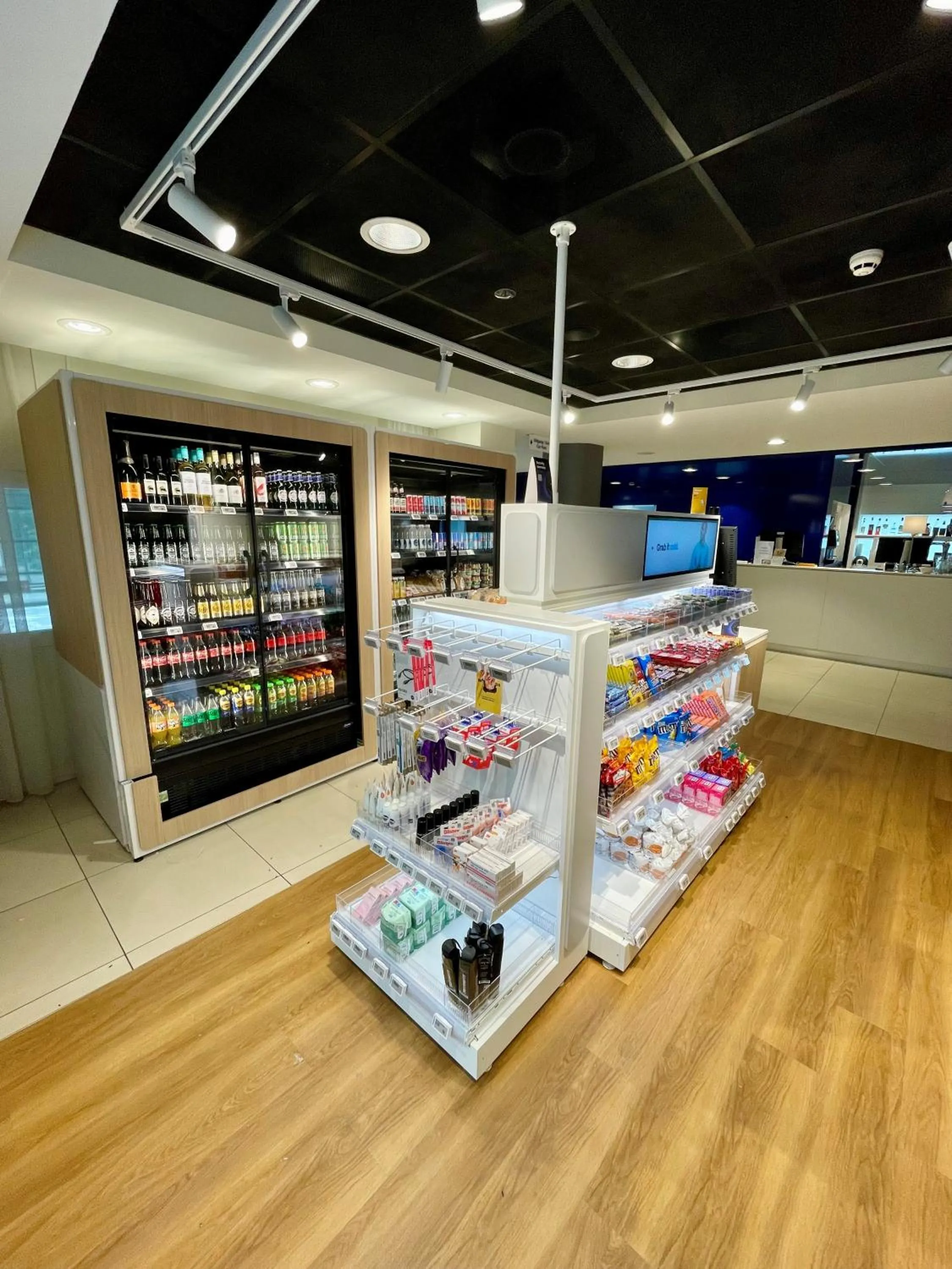 Restaurant/places to eat in Holiday Inn Express Rotterdam - Central Station by IHG