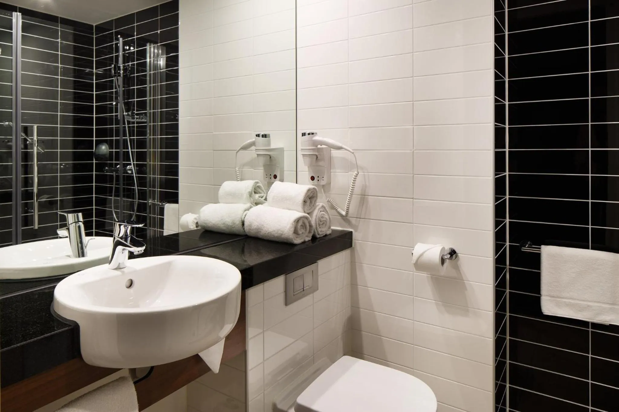 Bathroom in Holiday Inn Express Rotterdam - Central Station by IHG
