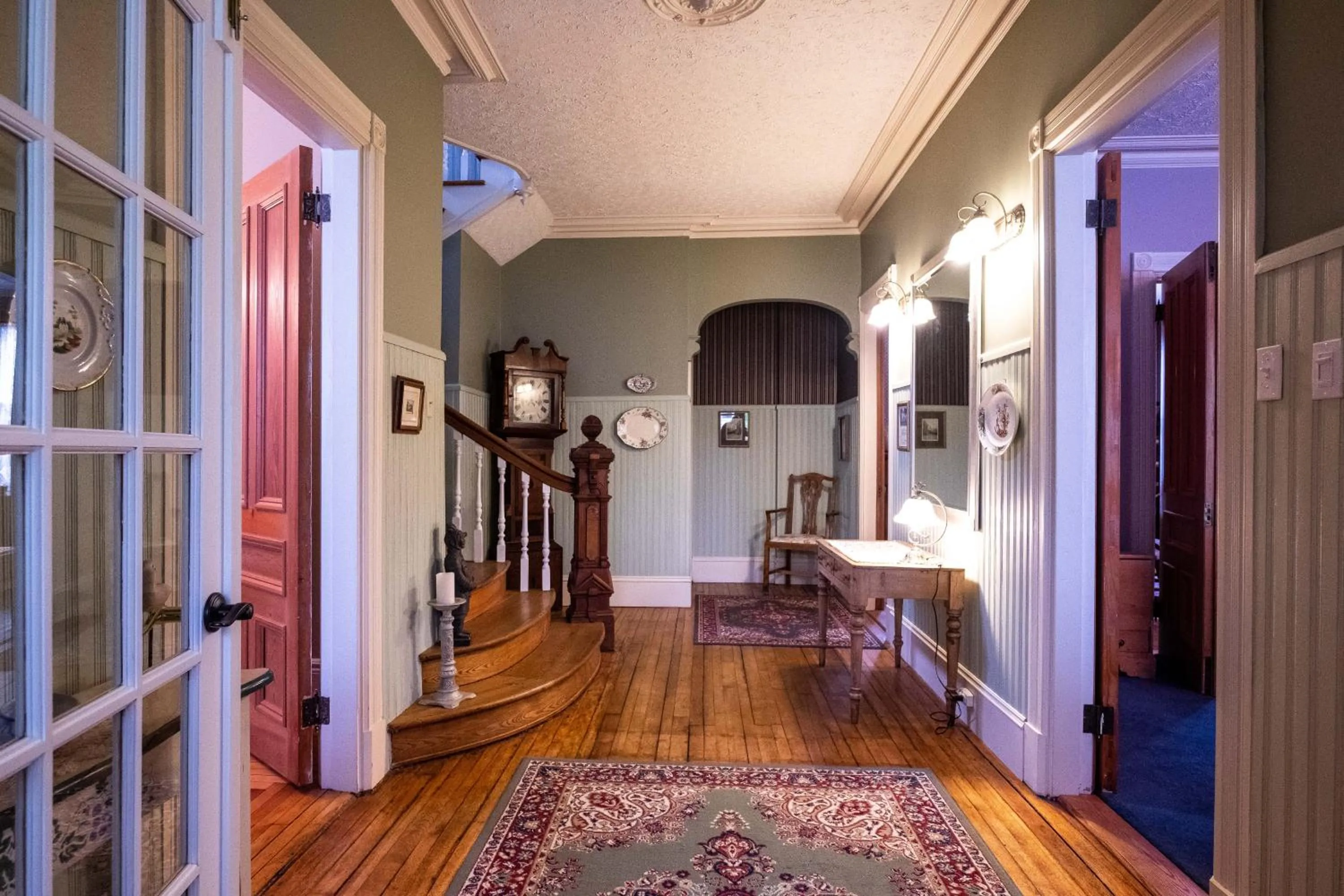 Lobby or reception in The Lark & Loon Inn