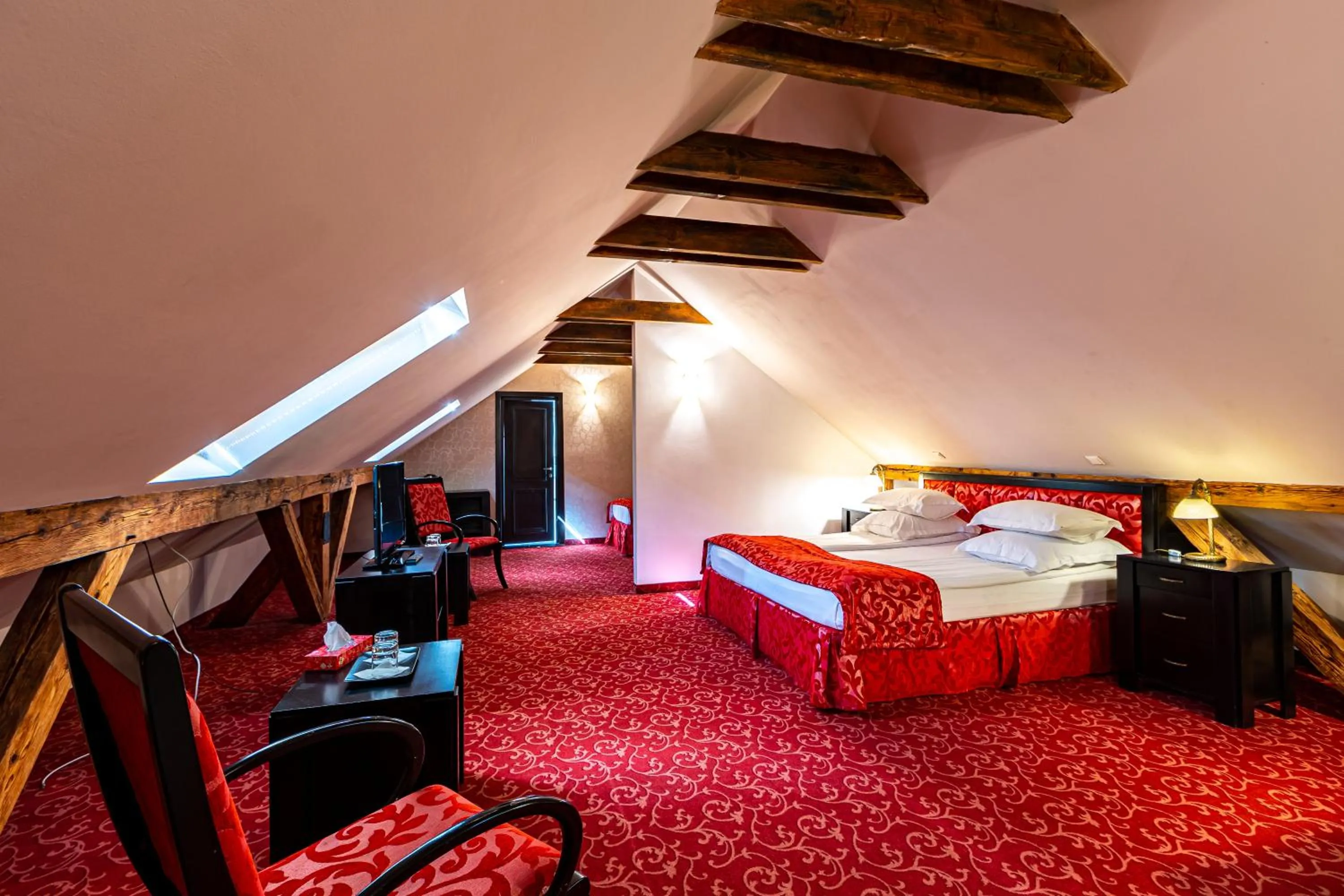 Family, Bed in Hotel Central Park Sighisoara