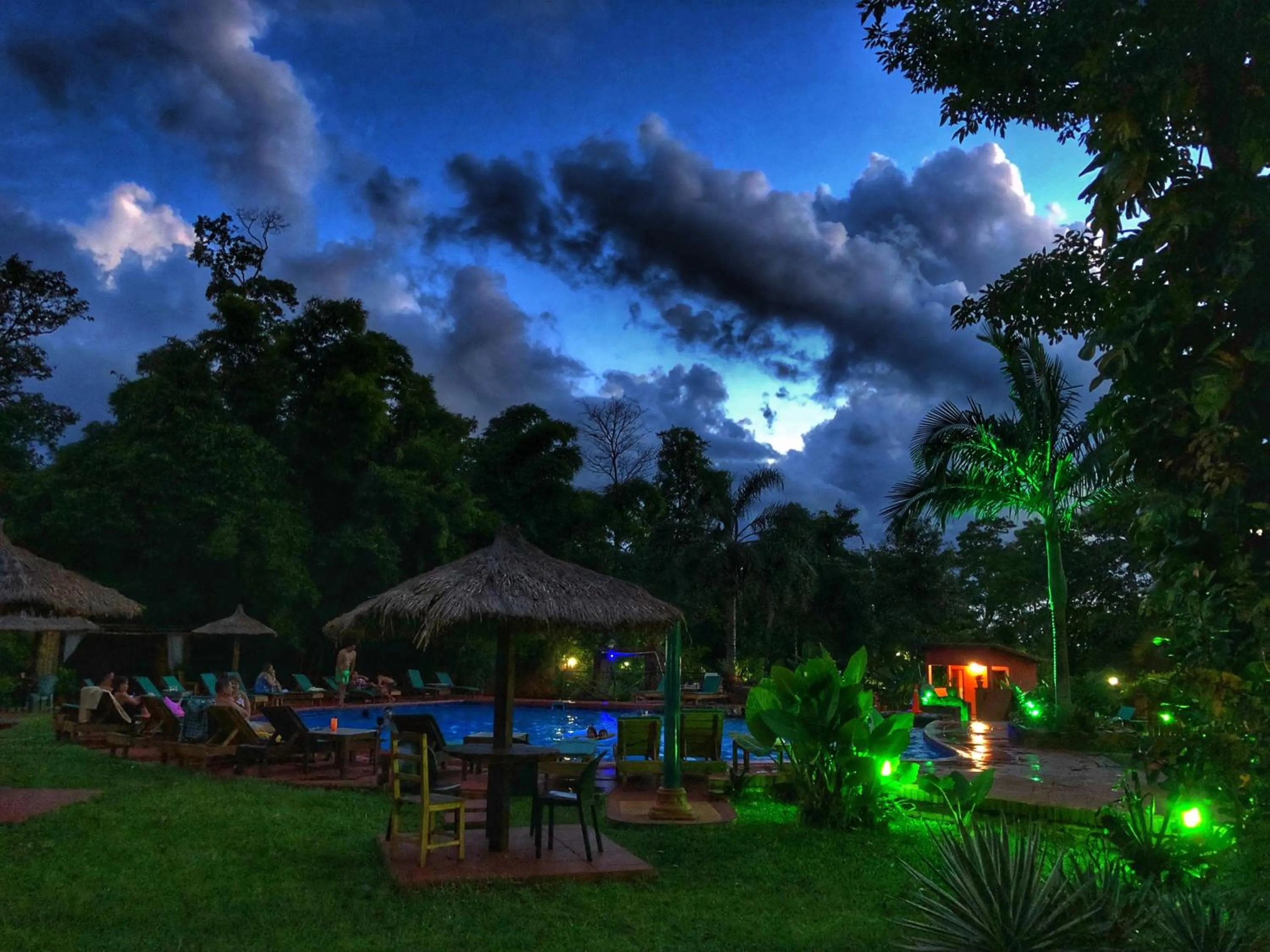 Swimming pool in Hotel Carmen