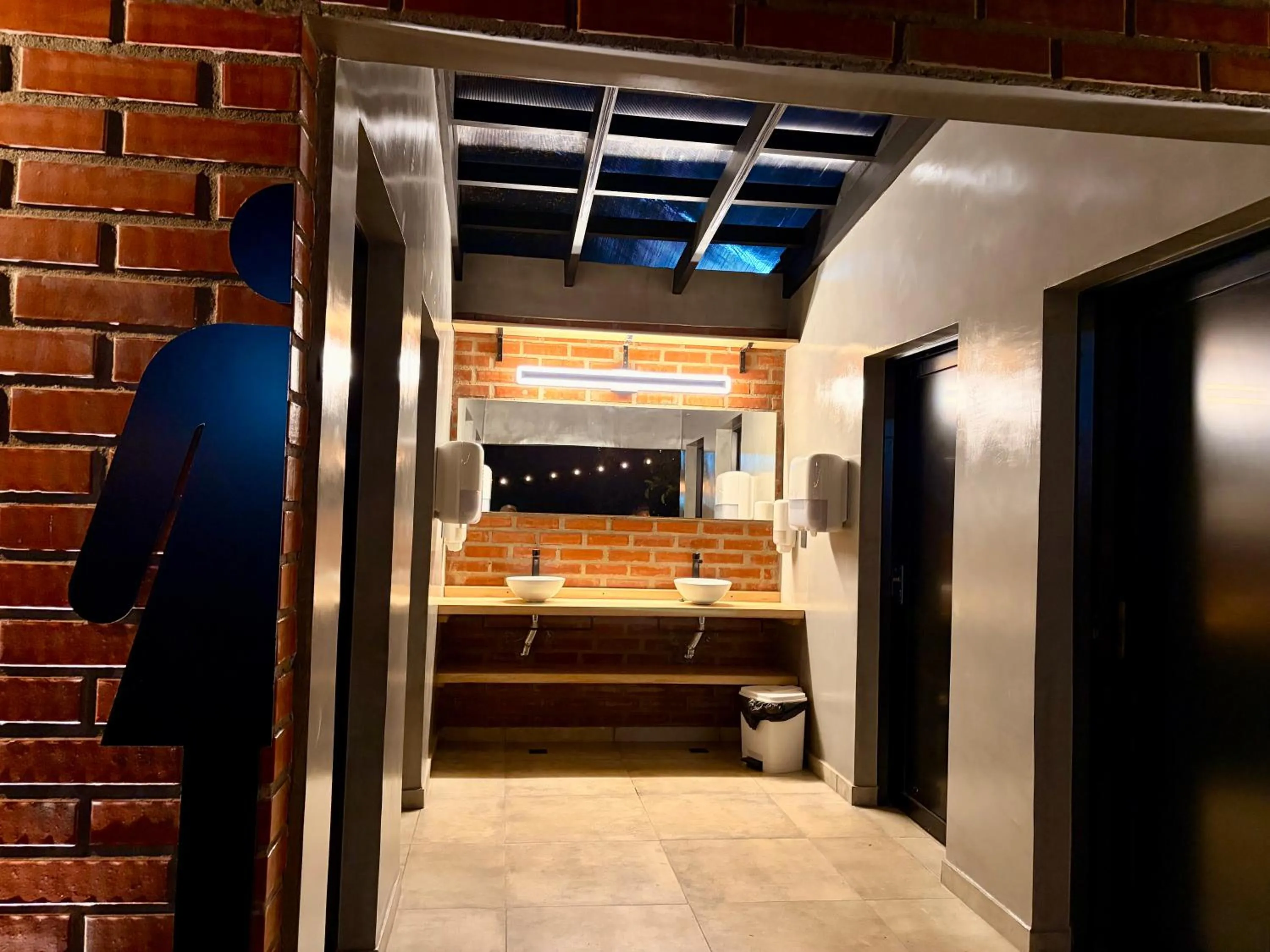 Swimming pool, Bed in Hotel Carmen