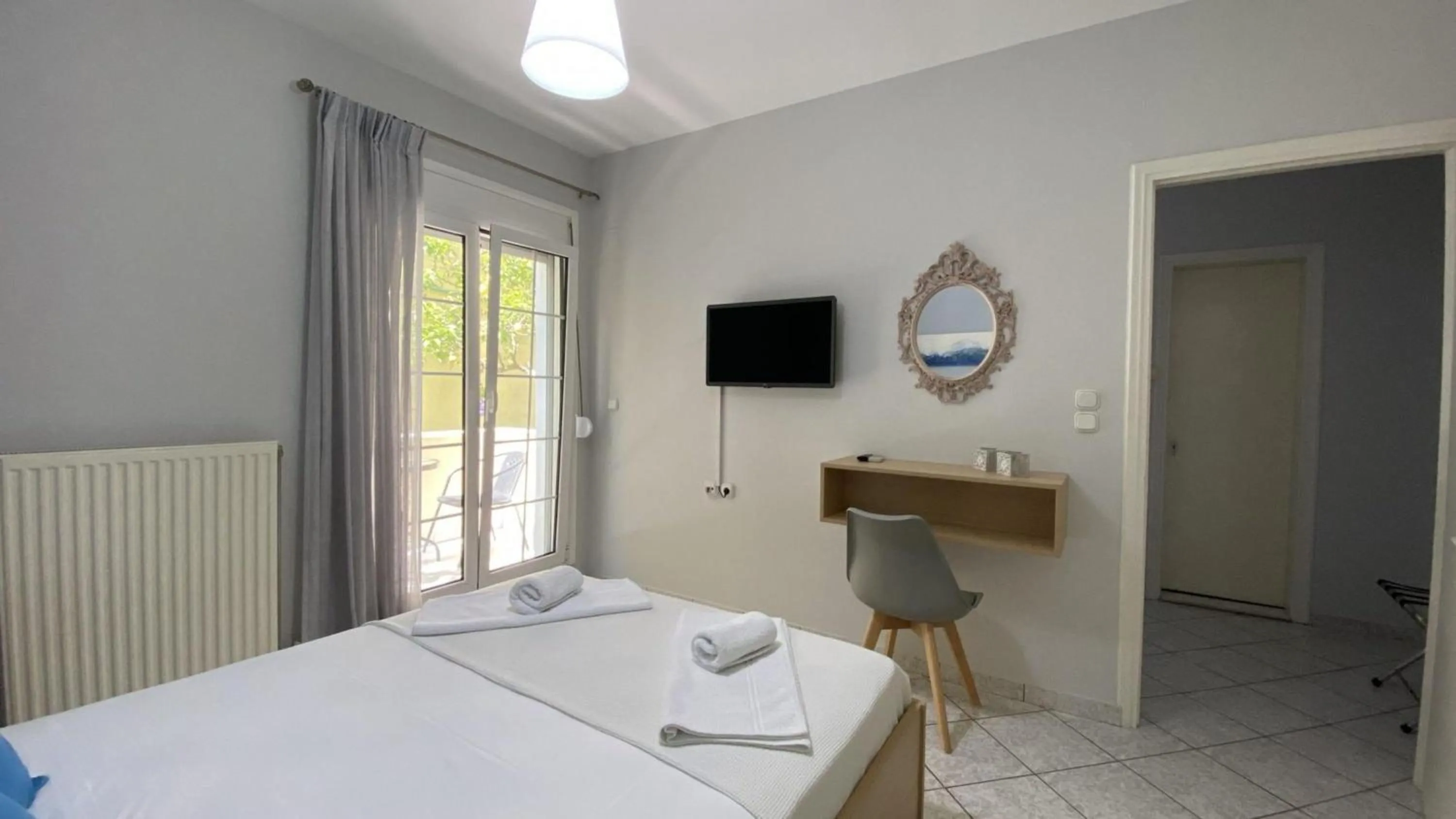 Lefkada Blue - Apartments