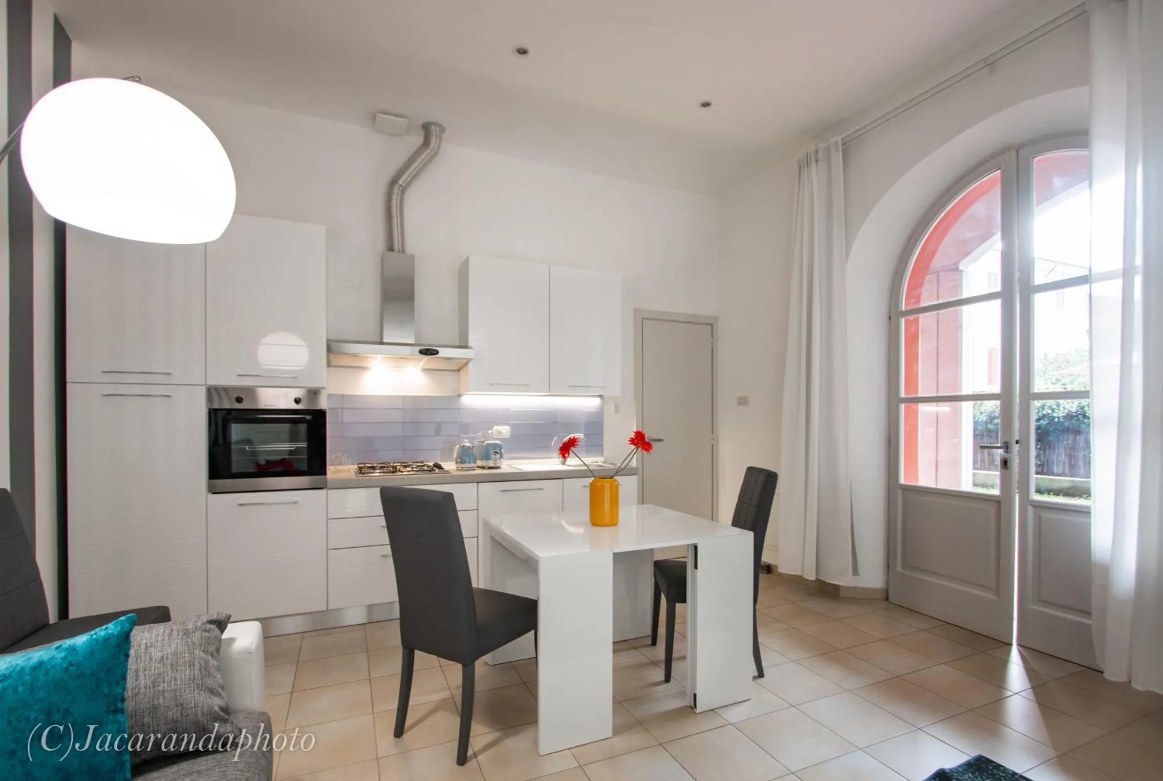 Kitchen or kitchenette in La Suite di Bonnes Vacances