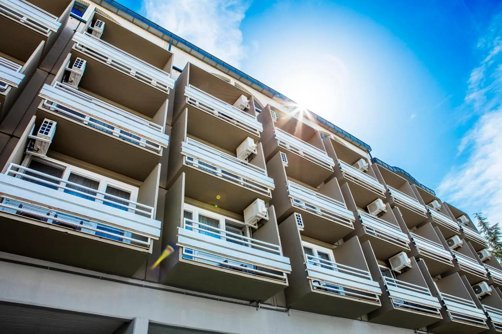 Property building in HOTEL CSOPAK Resort & Lake