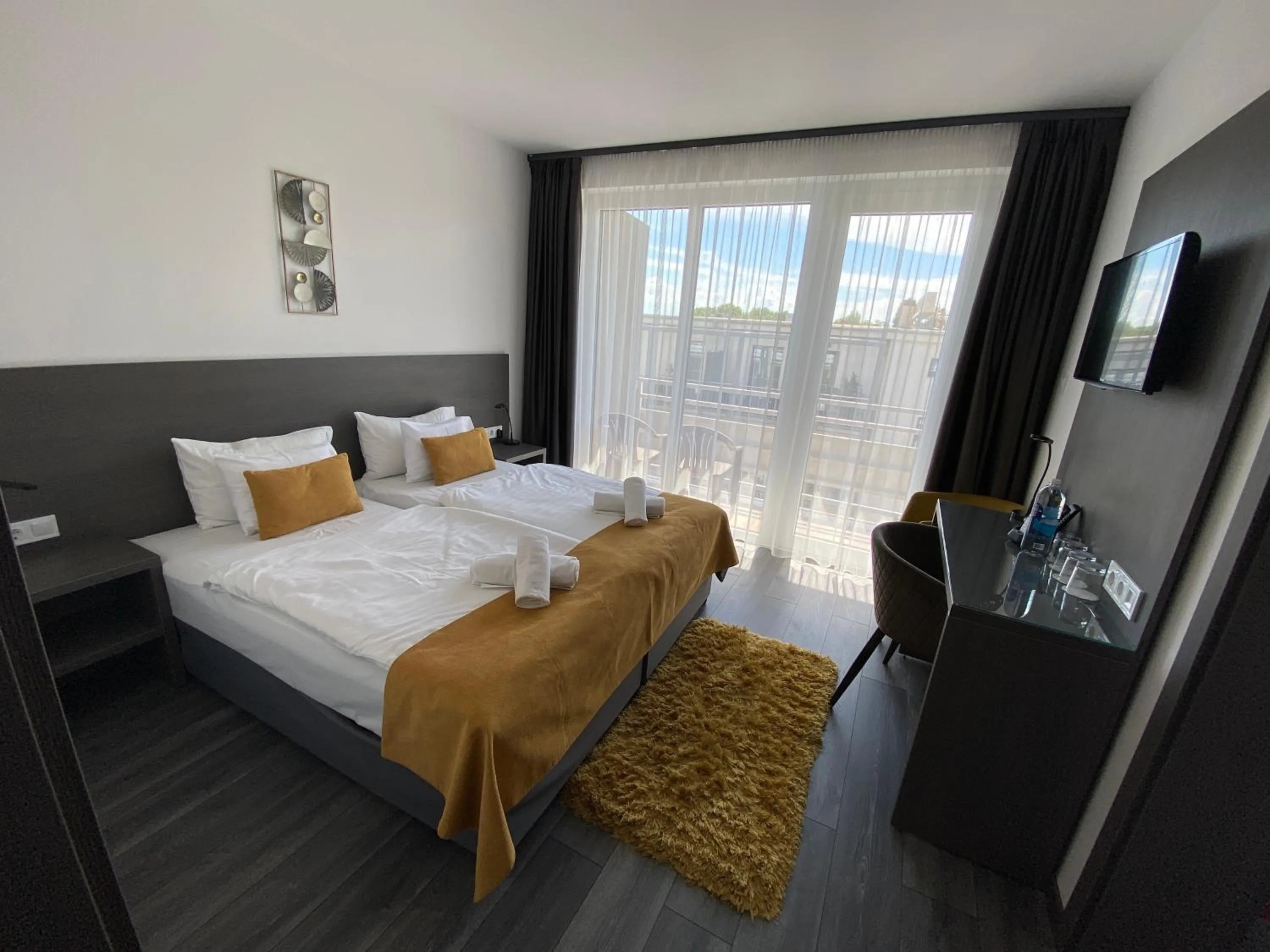 Bed in HOTEL CSOPAK Resort & Lake