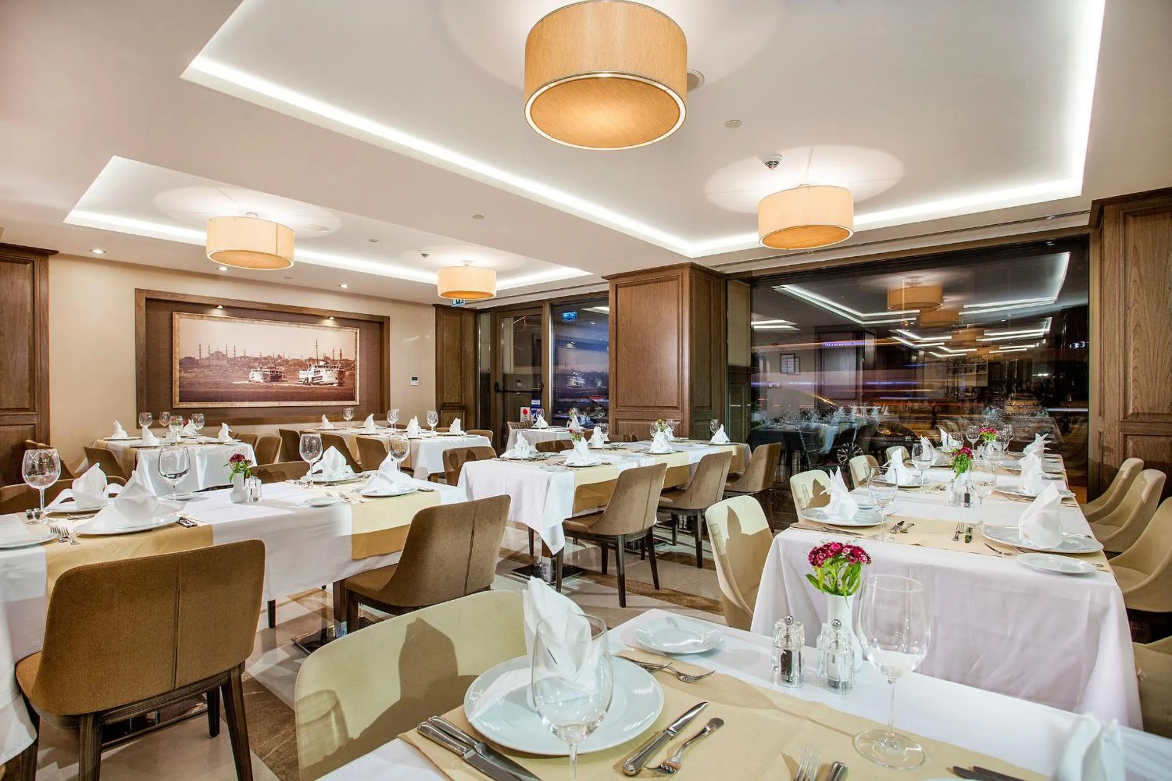 Restaurant/places to eat in Nidya Hotel Galataport