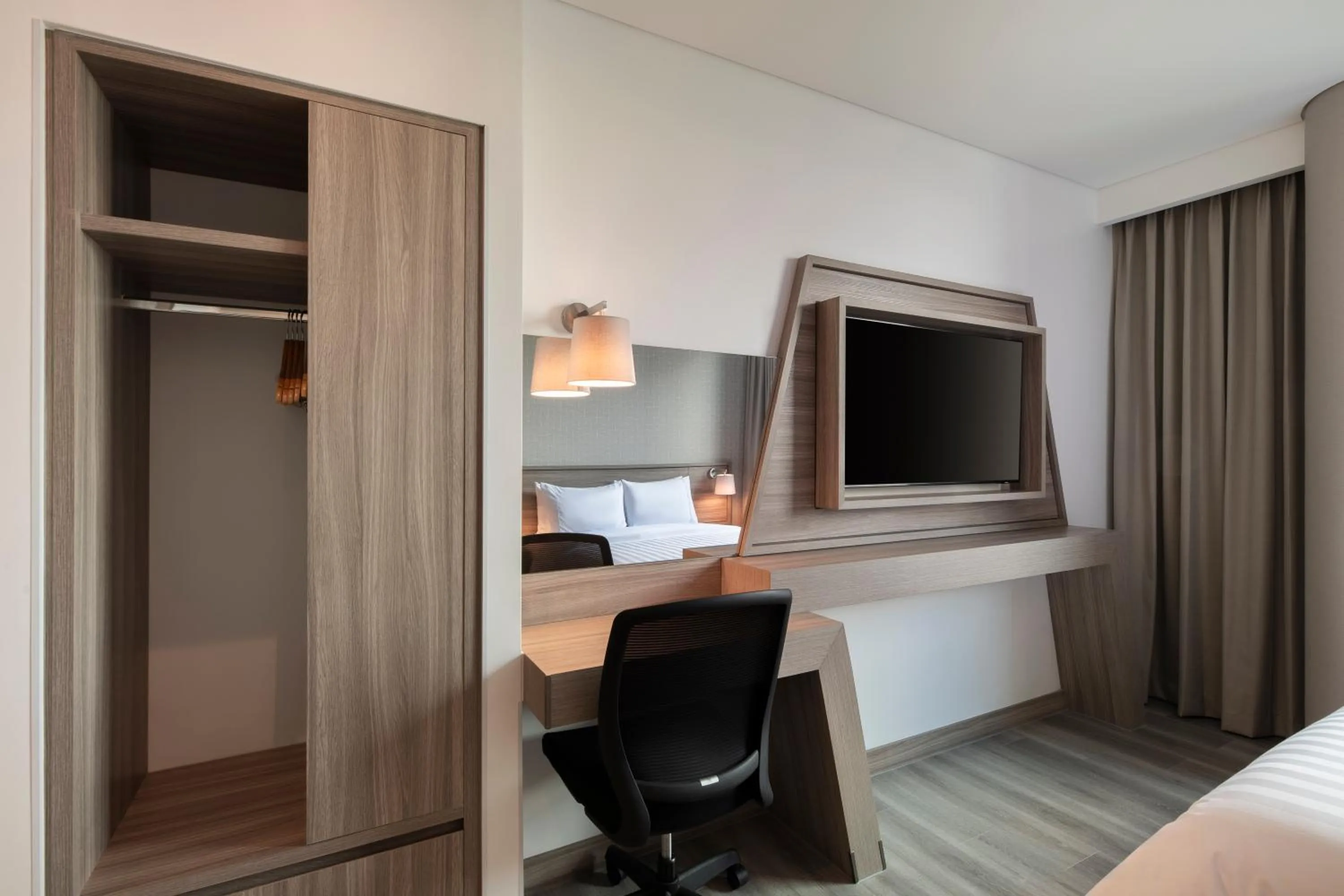 Decorative detail, Bed in Hampton by Hilton Cartagena