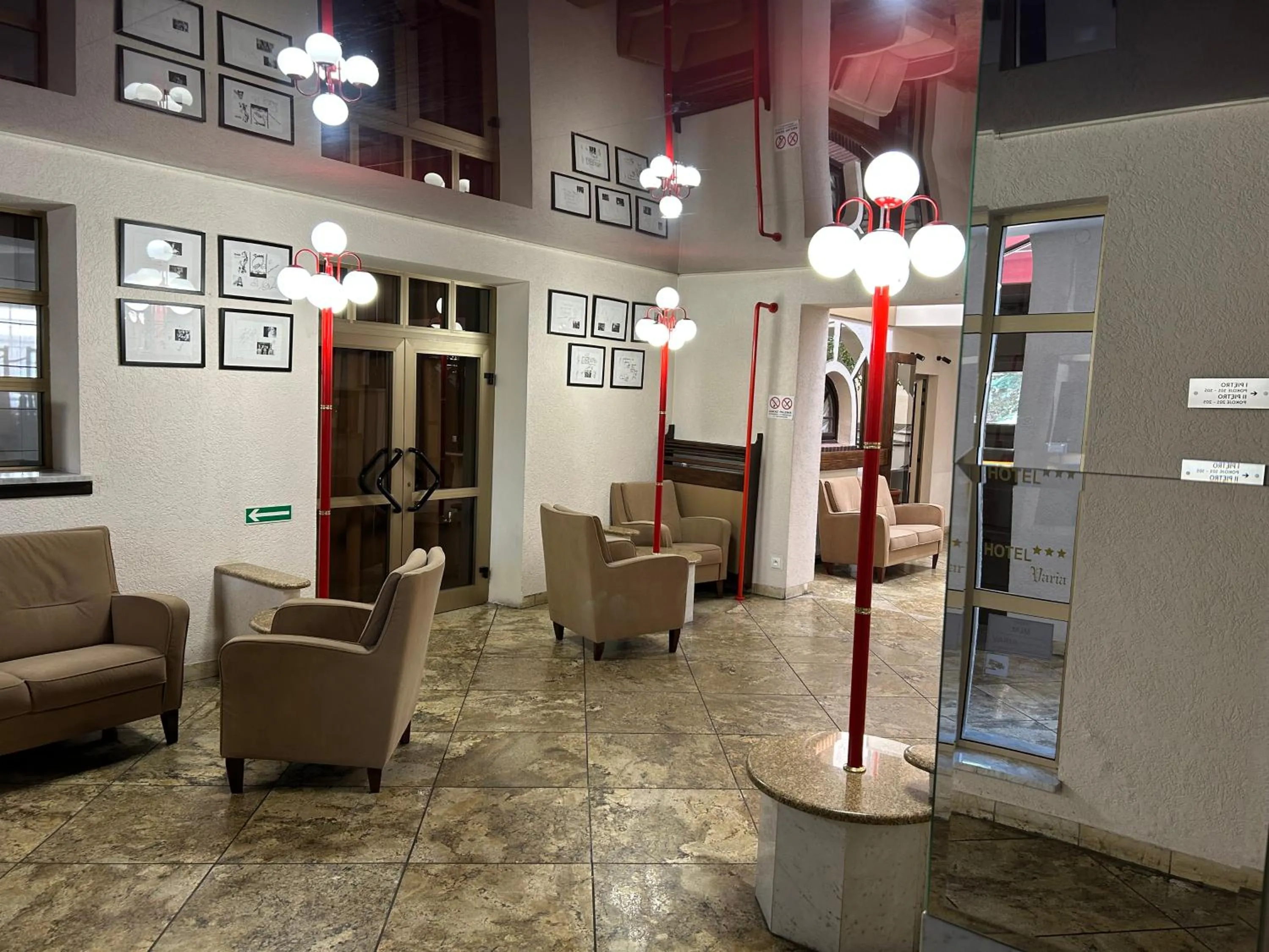 Lobby or reception in REST HOTEL VARIA Działdowo