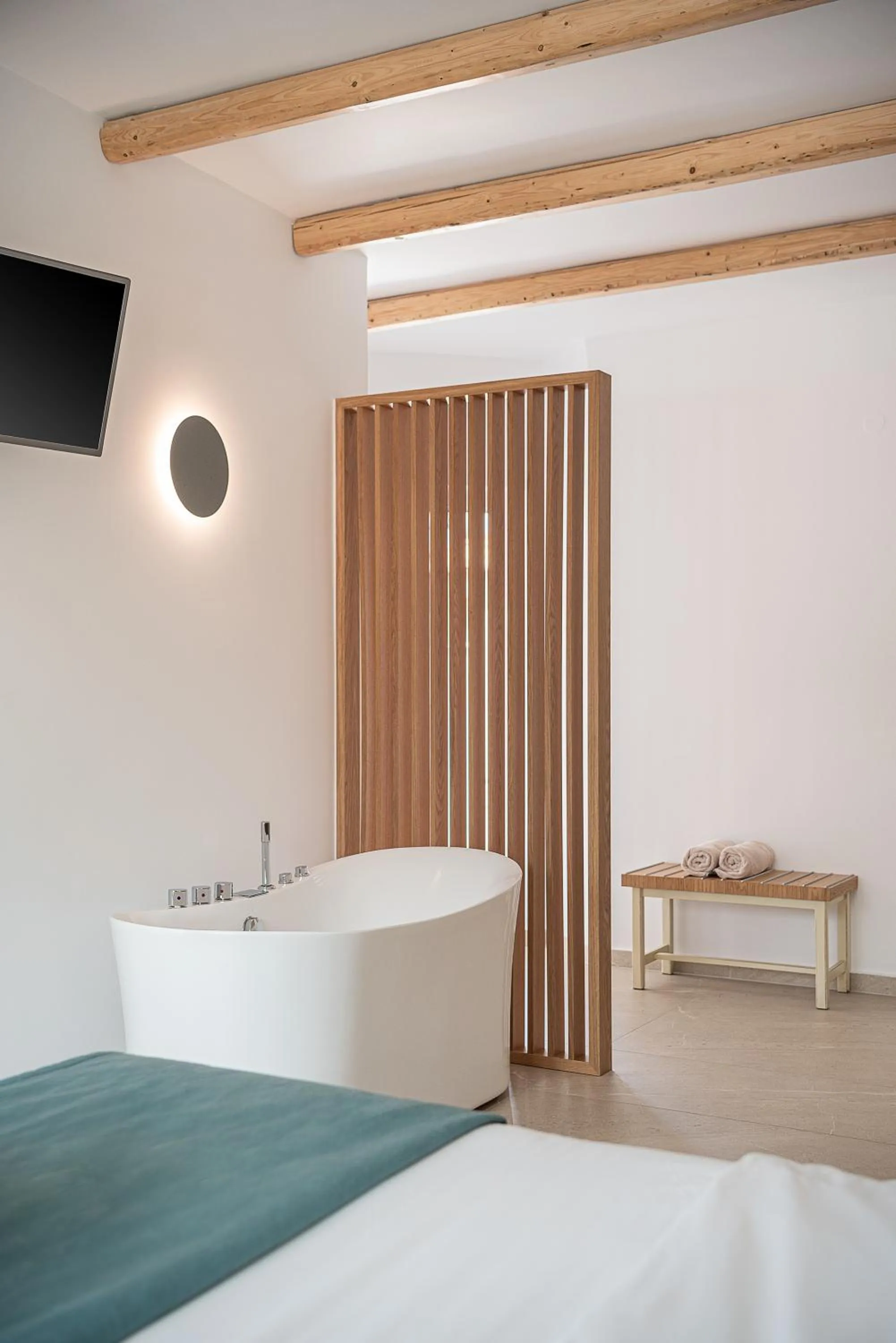 Bedroom, Bed in Vergina Beach Hotel