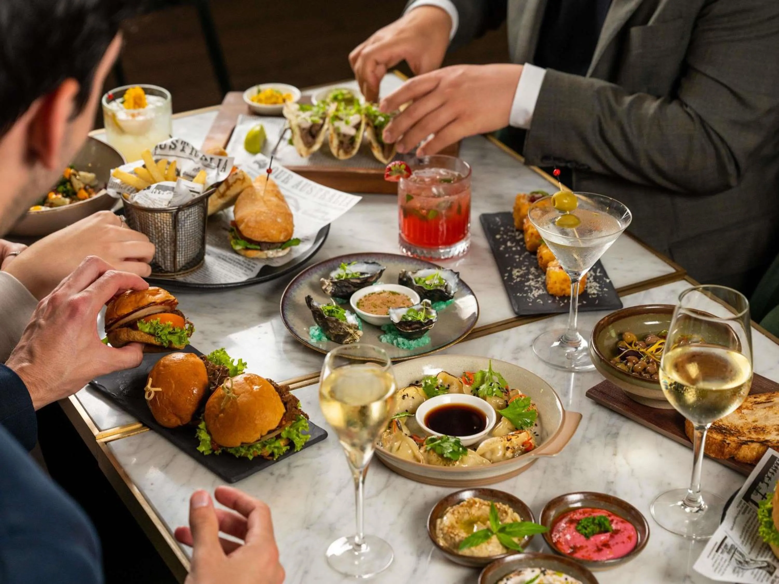 Lounge or bar in Pullman Sydney Hyde Park