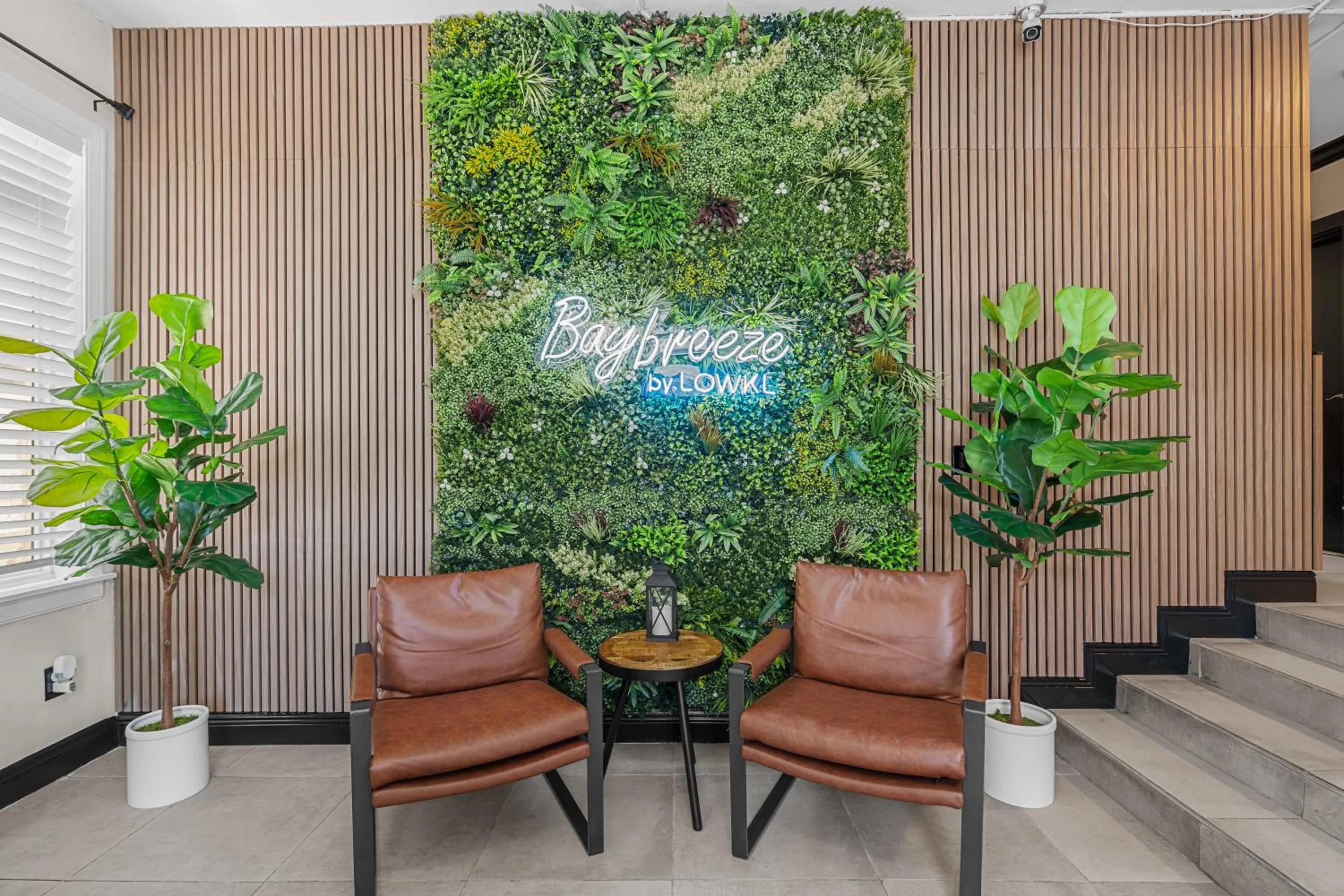 Seating area in Baybreeze Apartments by Lowkl