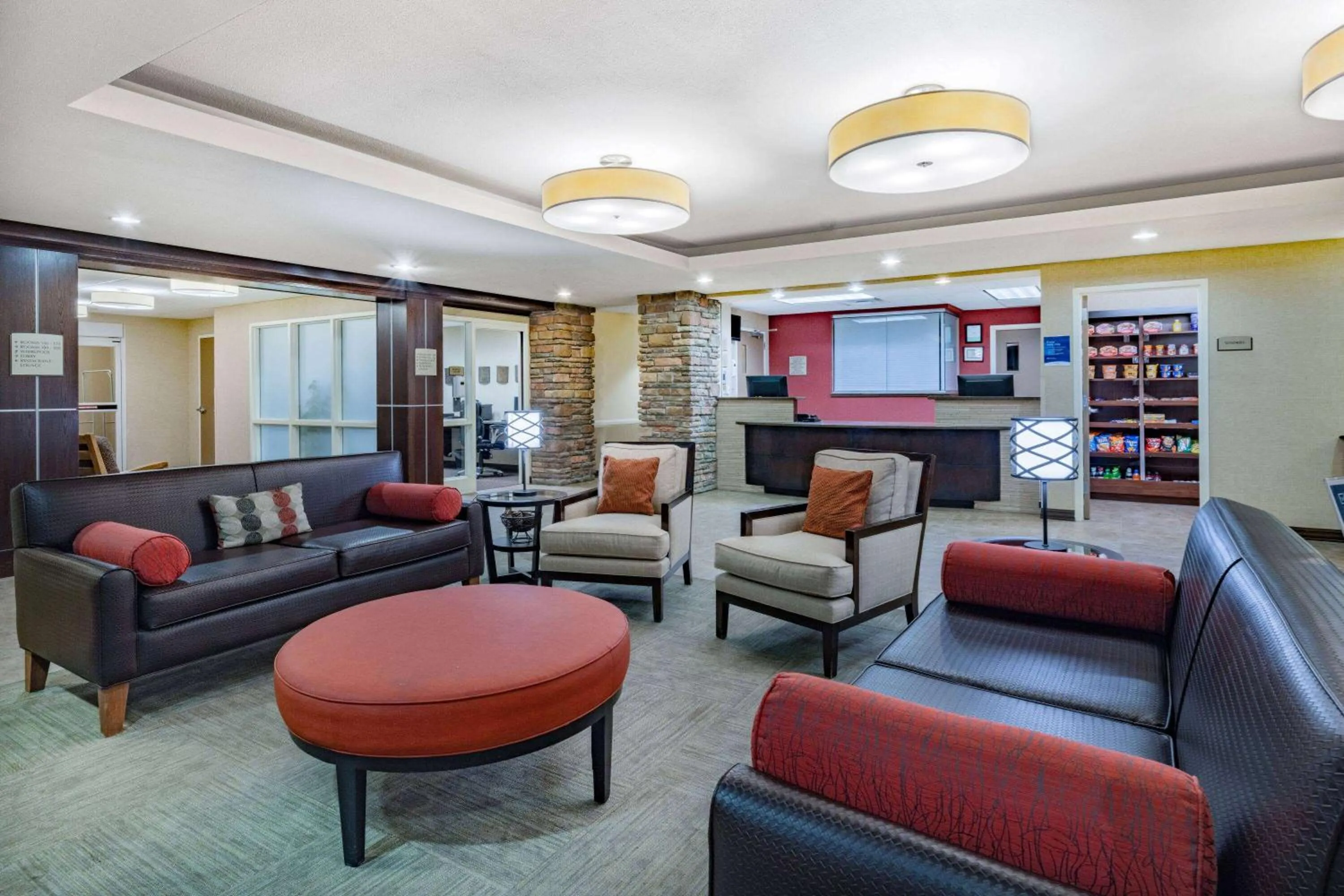 Lobby or reception in Hawthorn Suites by Wyndham Williston