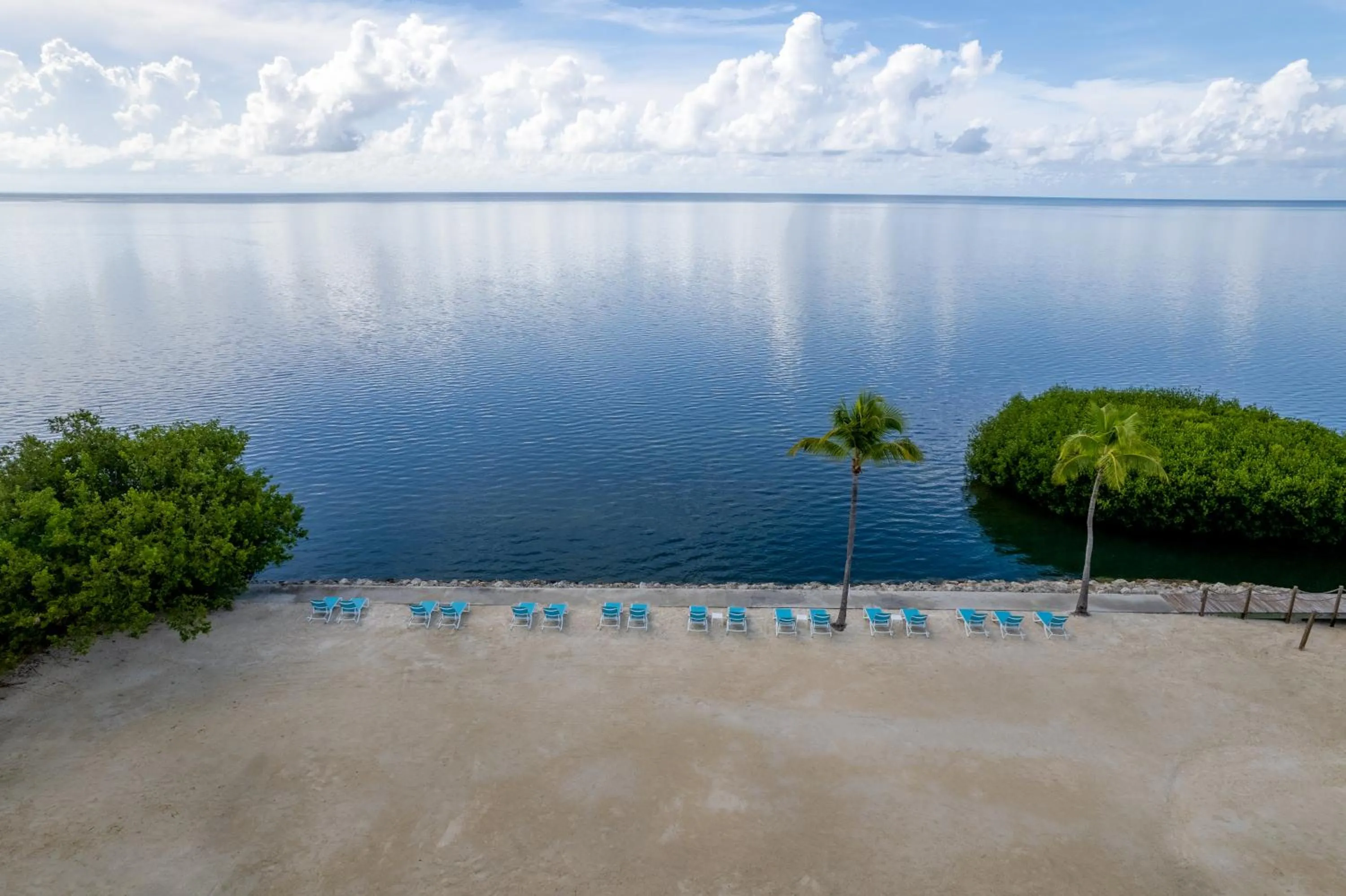 Beach in Fisher Inn Resort & Marina
