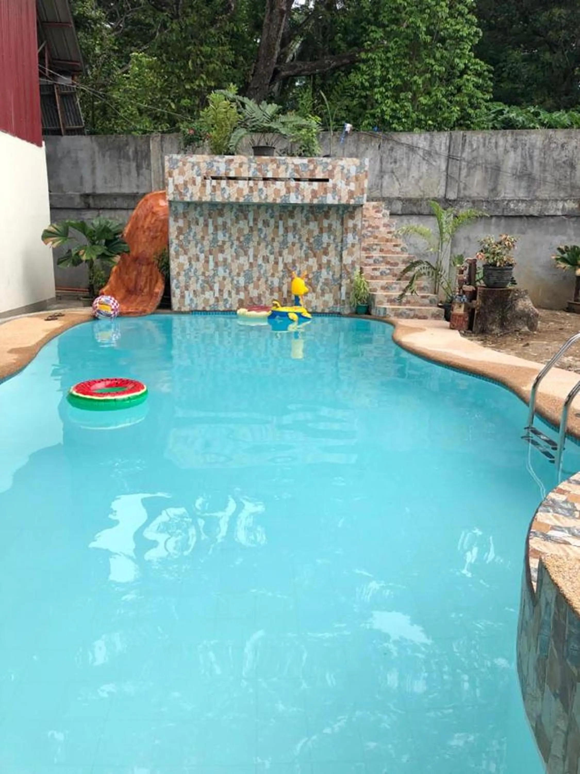 Swimming pool in Havendwell Garden Resort