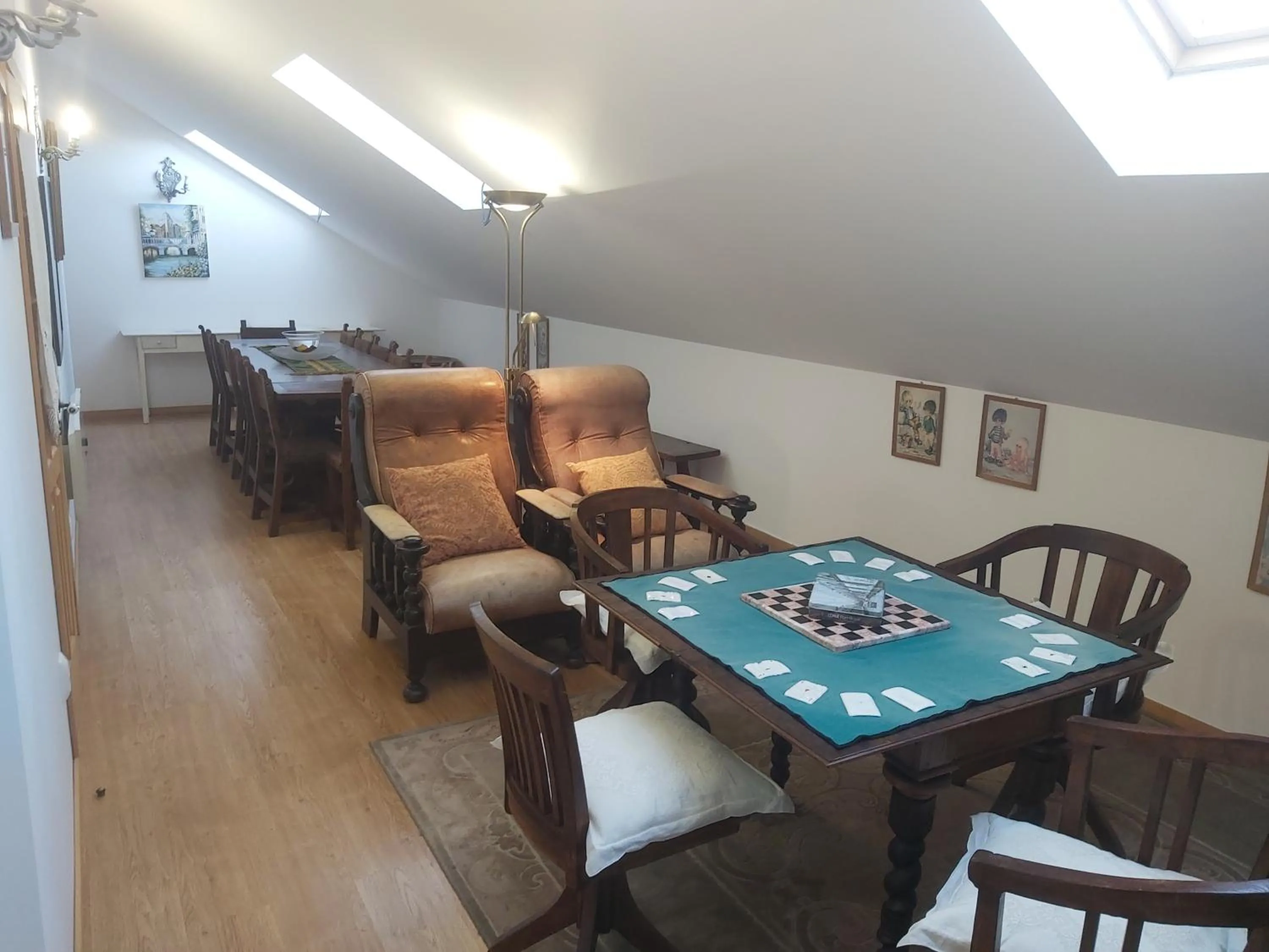 Communal lounge/ TV room in Solar Quinta de São Carlos
