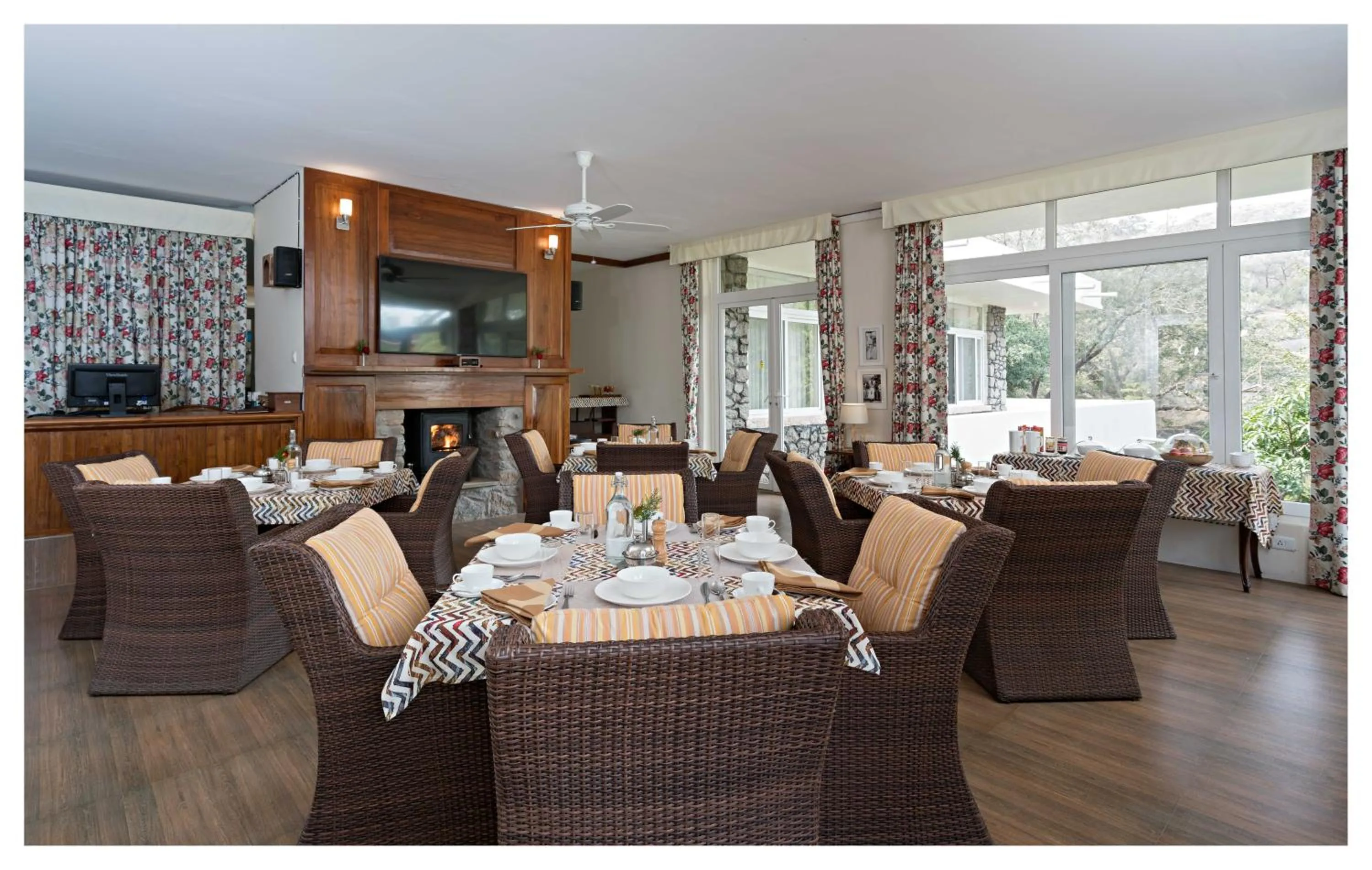 Restaurant/places to eat in Wordsworth Lodge