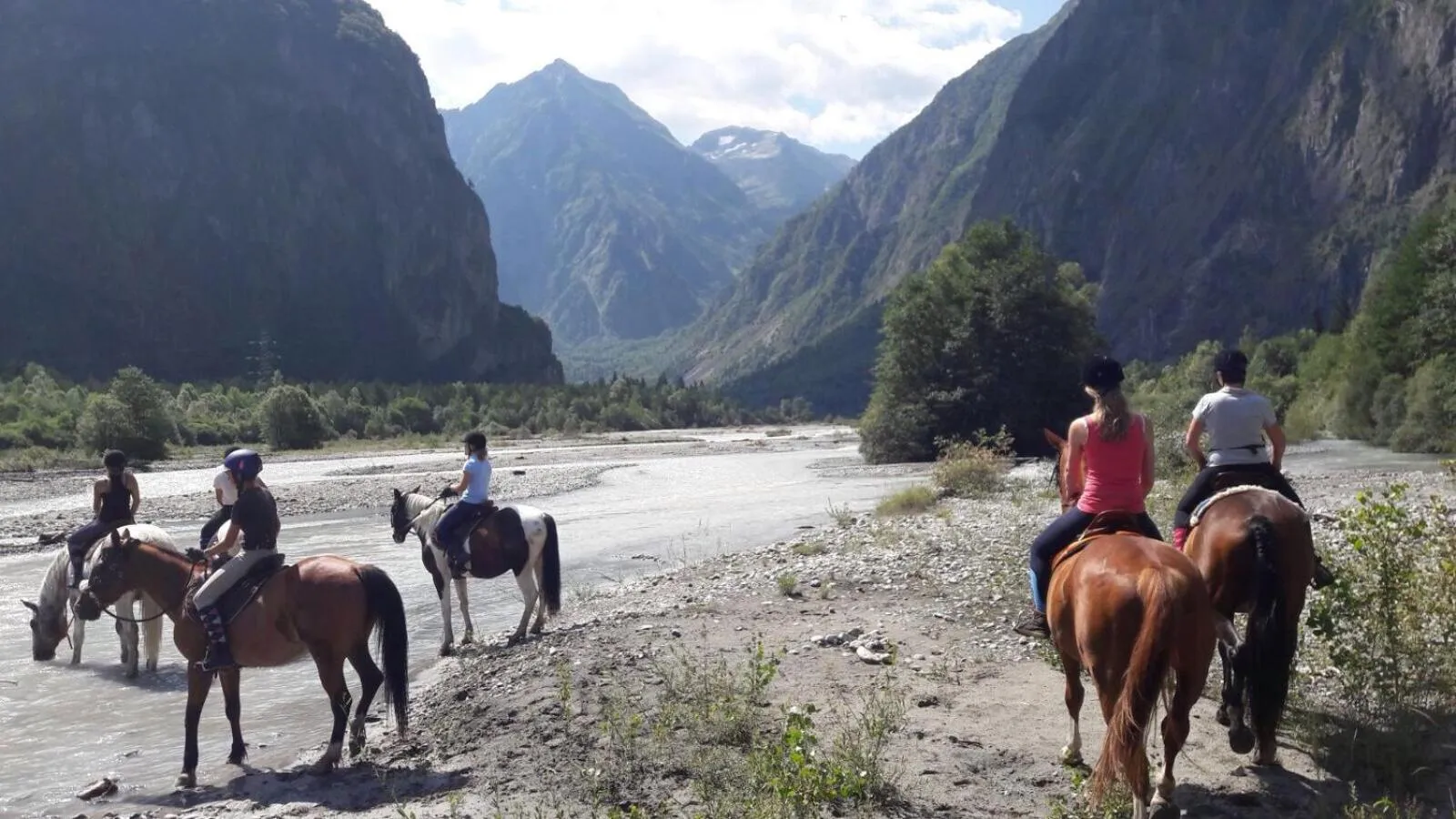 Nearby landmark in Camping RCN Belledonne
